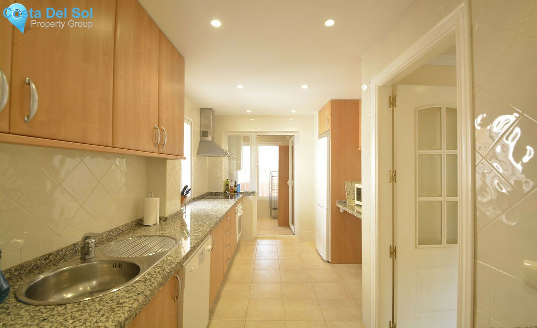 Middle Floor Apartment in Elviria-1505433