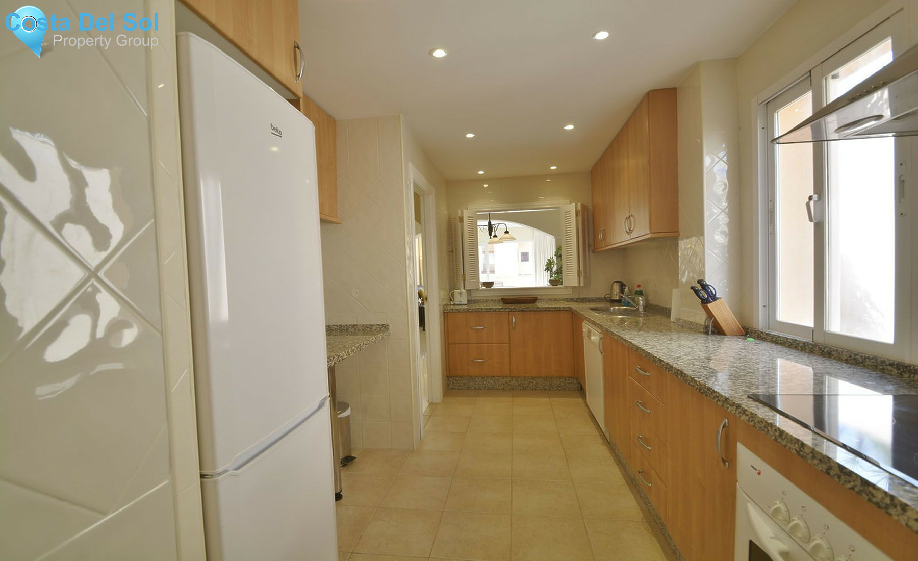 Middle Floor Apartment in Elviria-1505434