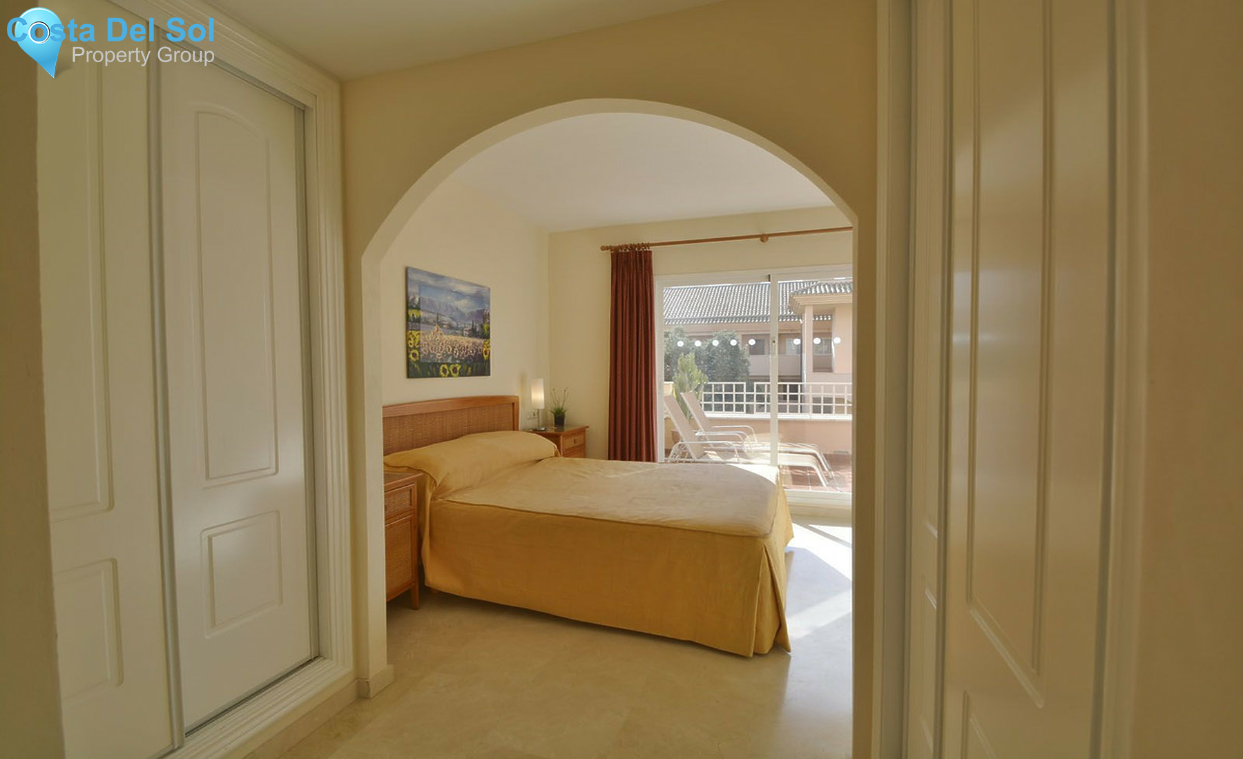 Middle Floor Apartment in Elviria-1505436