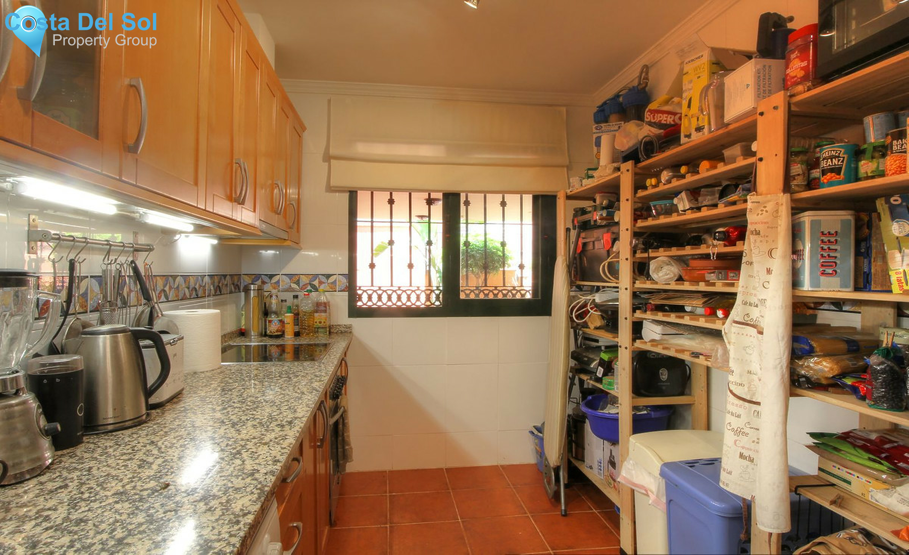 Middle Floor Apartment in Elviria-1508102