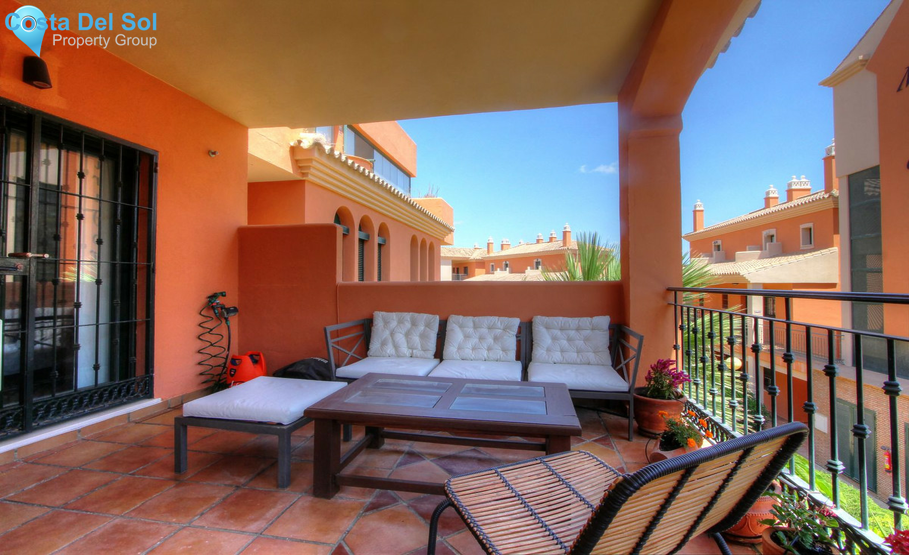 Middle Floor Apartment in Elviria-1508093