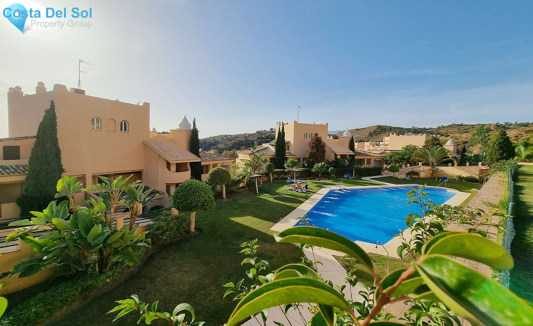 Middle Floor Apartment in Elviria-1509089