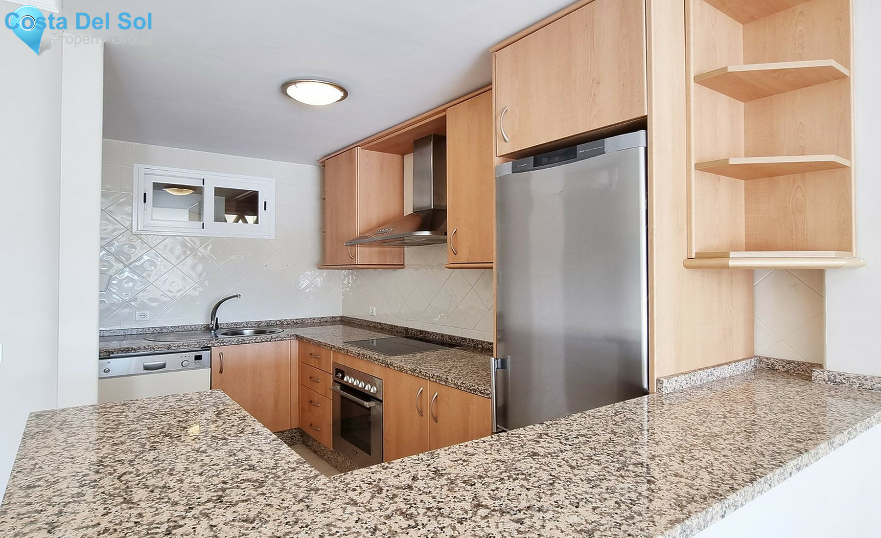 Middle Floor Apartment in Elviria-1509075