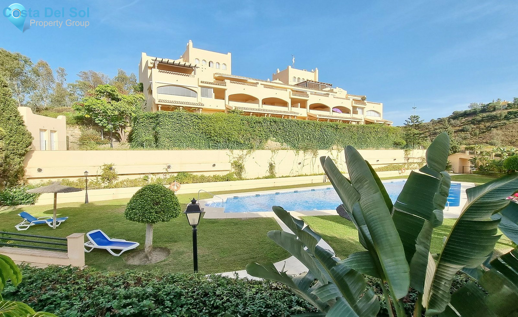 Middle Floor Apartment in Elviria-1509082