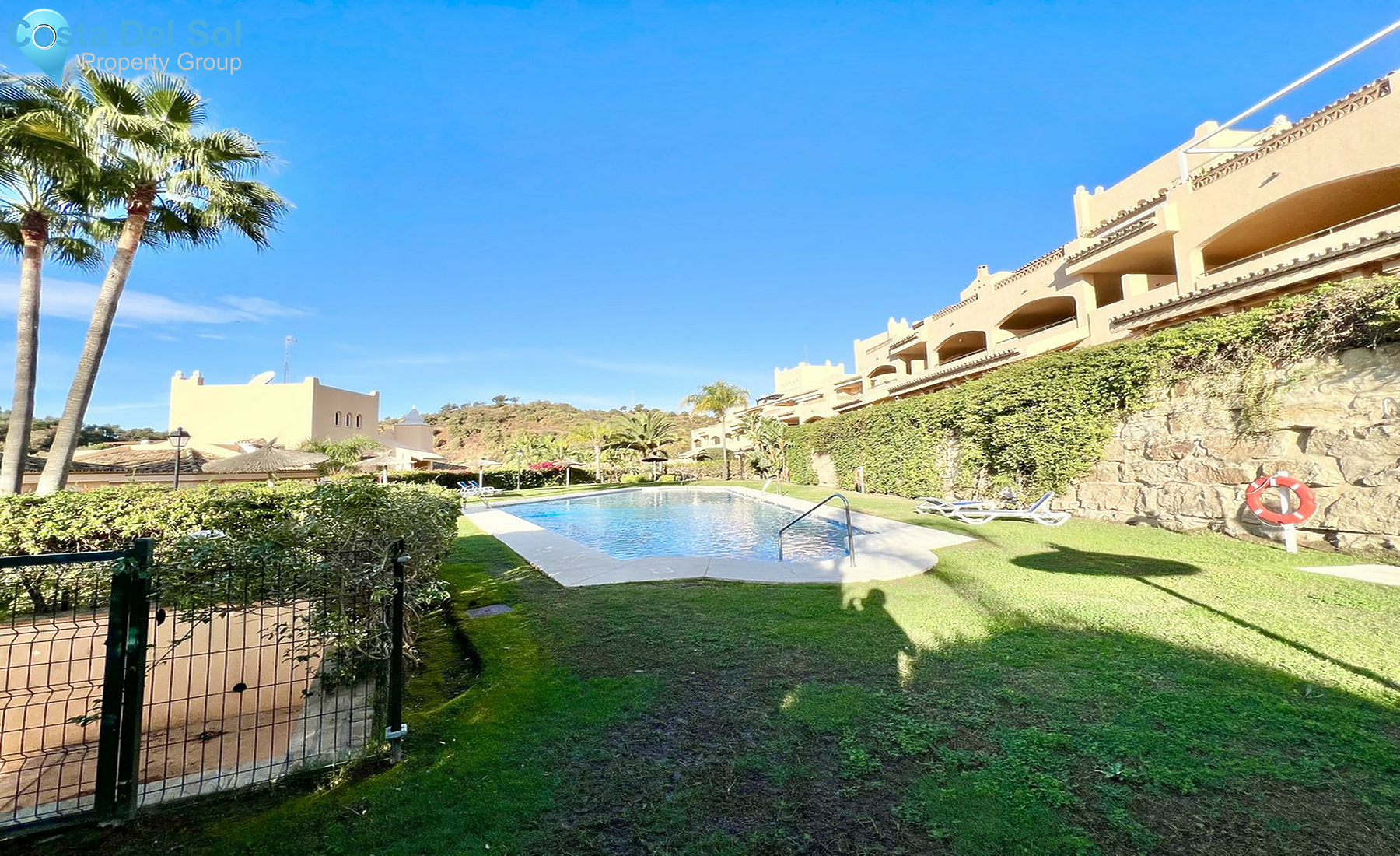 Middle Floor Apartment in Elviria-1542855
