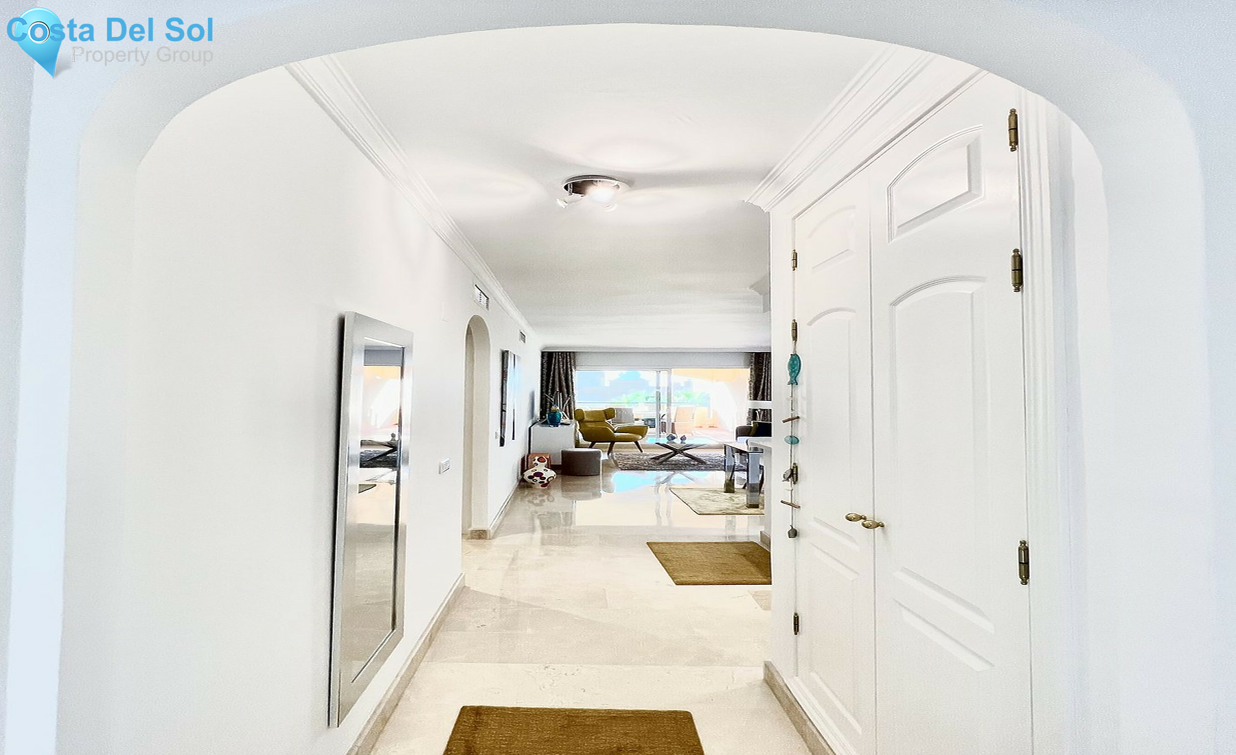 Middle Floor Apartment in Elviria-1542857