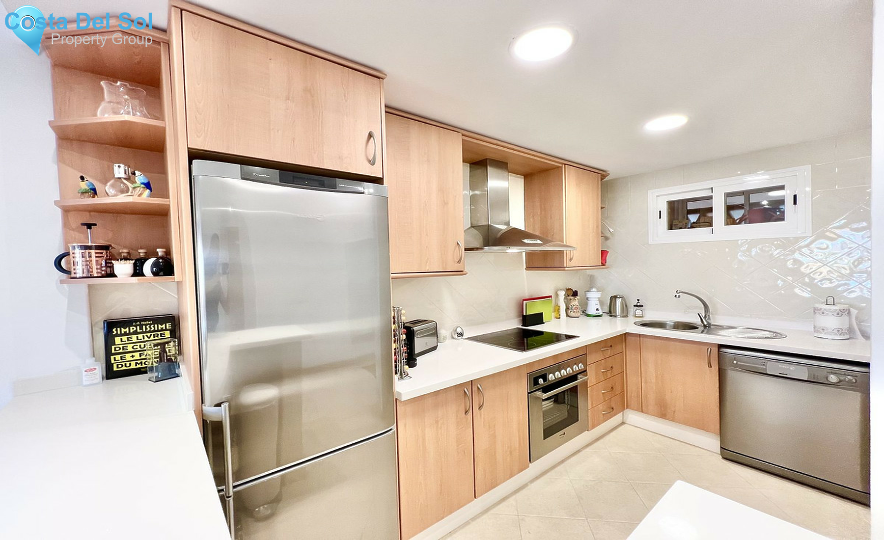 Middle Floor Apartment in Elviria-1542859