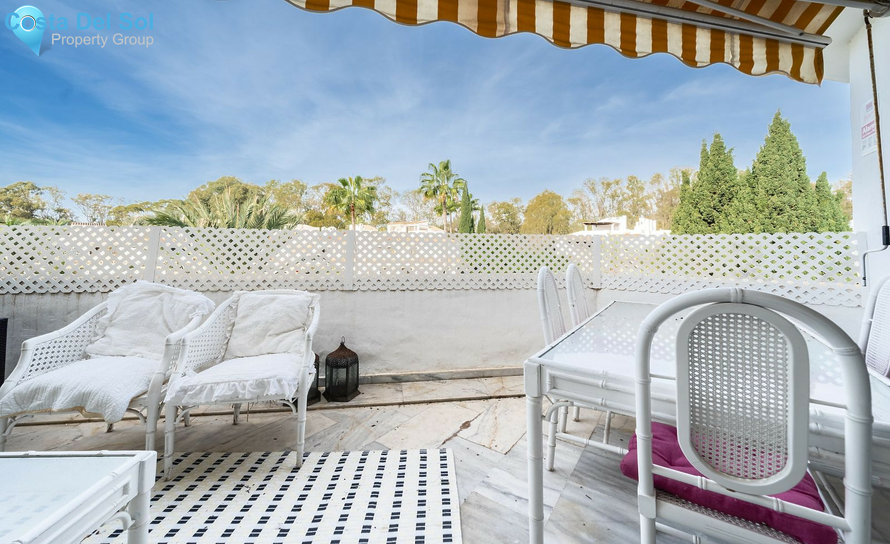 Middle Floor Apartment in Elviria-1561024