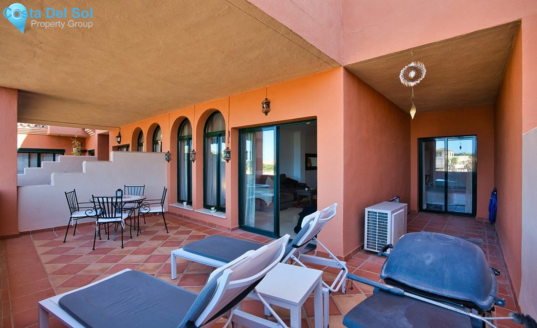 Middle Floor Apartment in Elviria-1139006