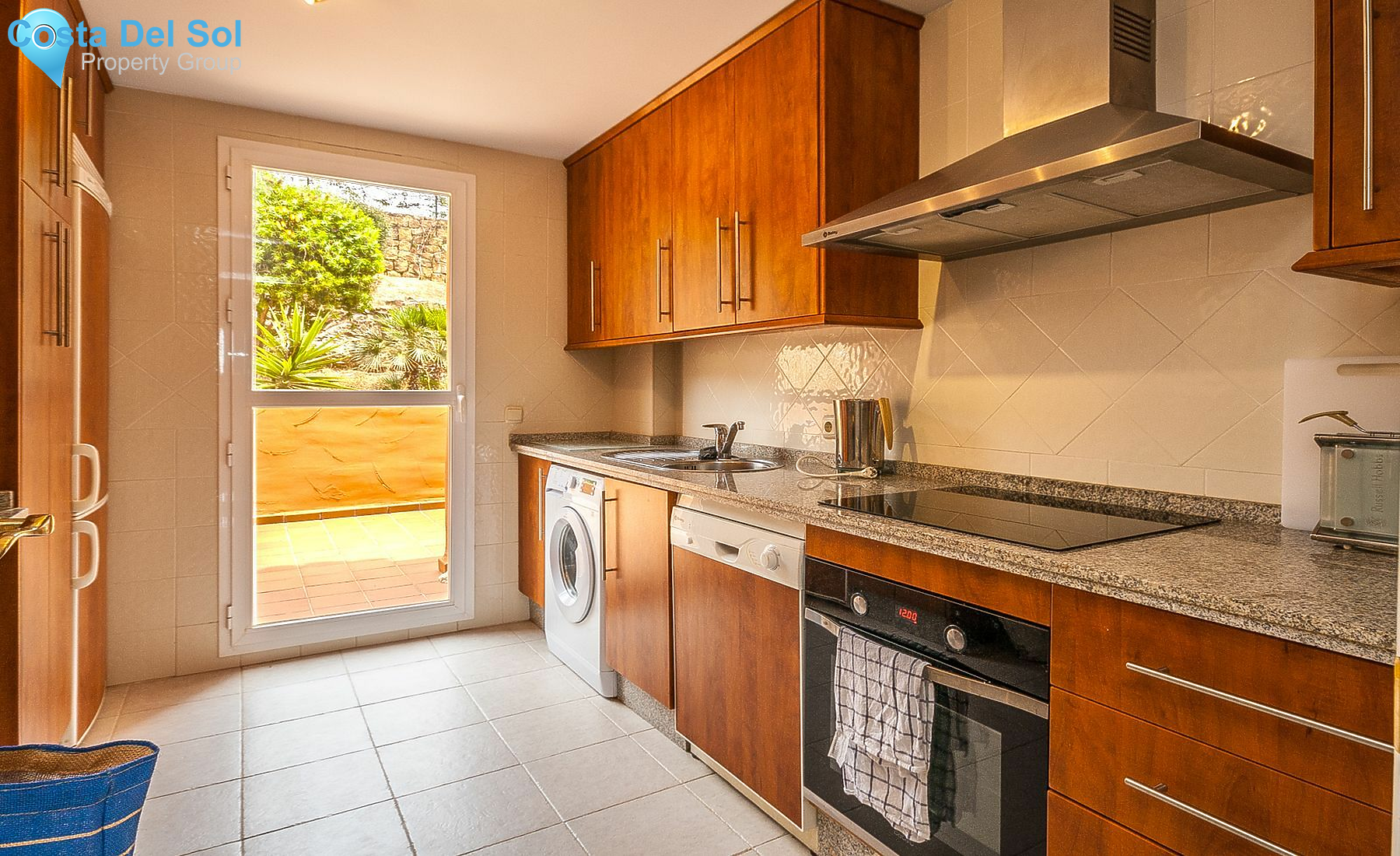 Middle Floor Apartment in Elviria-1148942