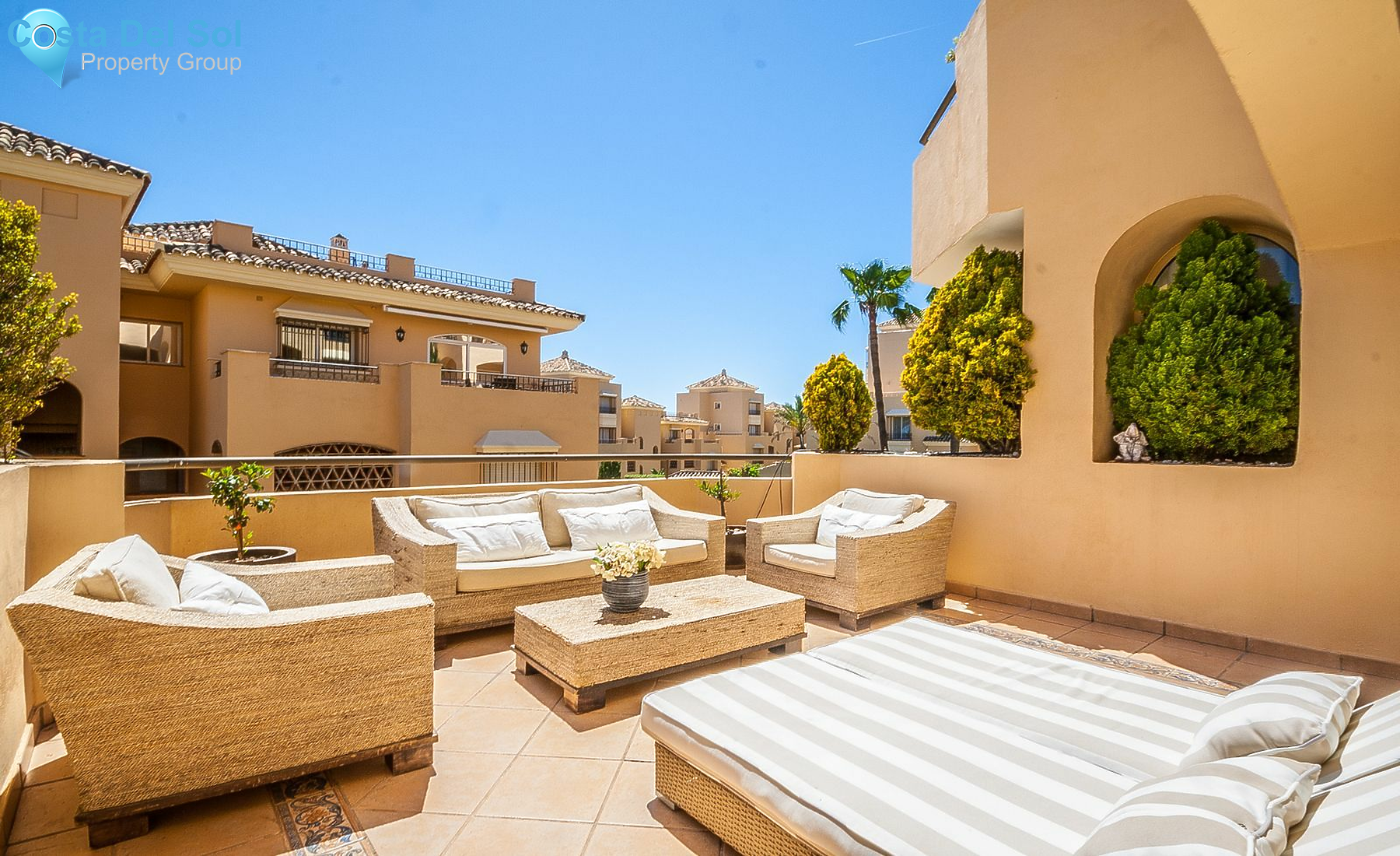 Middle Floor Apartment in Elviria-1161528