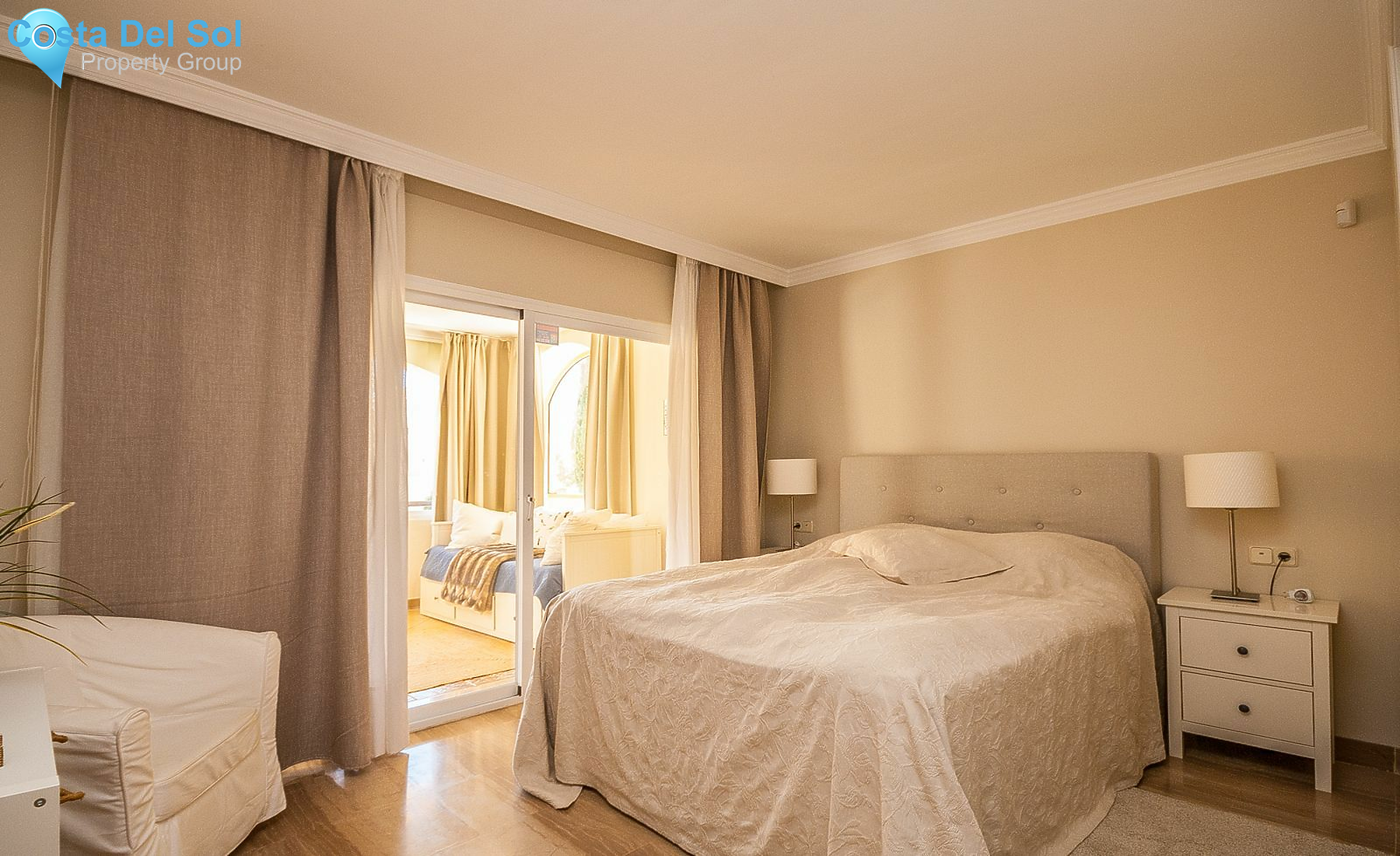 Middle Floor Apartment in Elviria-1161521