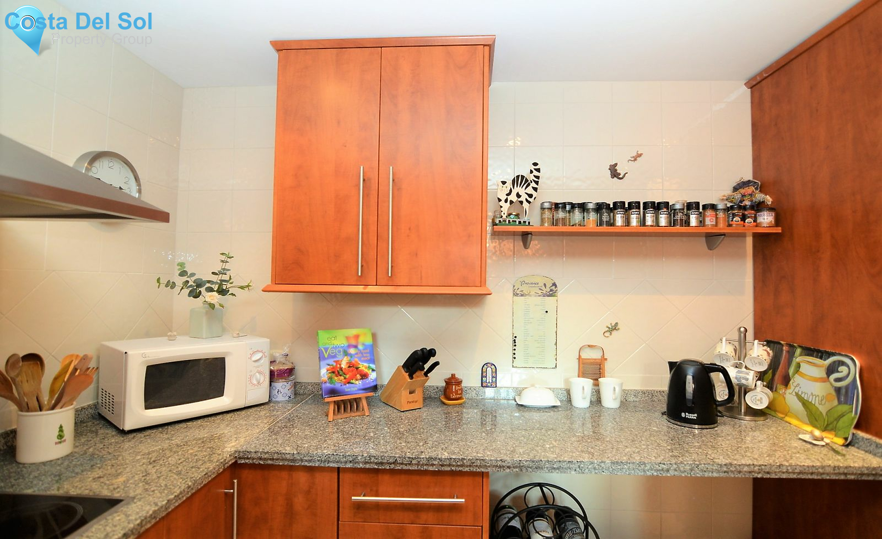 Middle Floor Apartment in Elviria-1162818