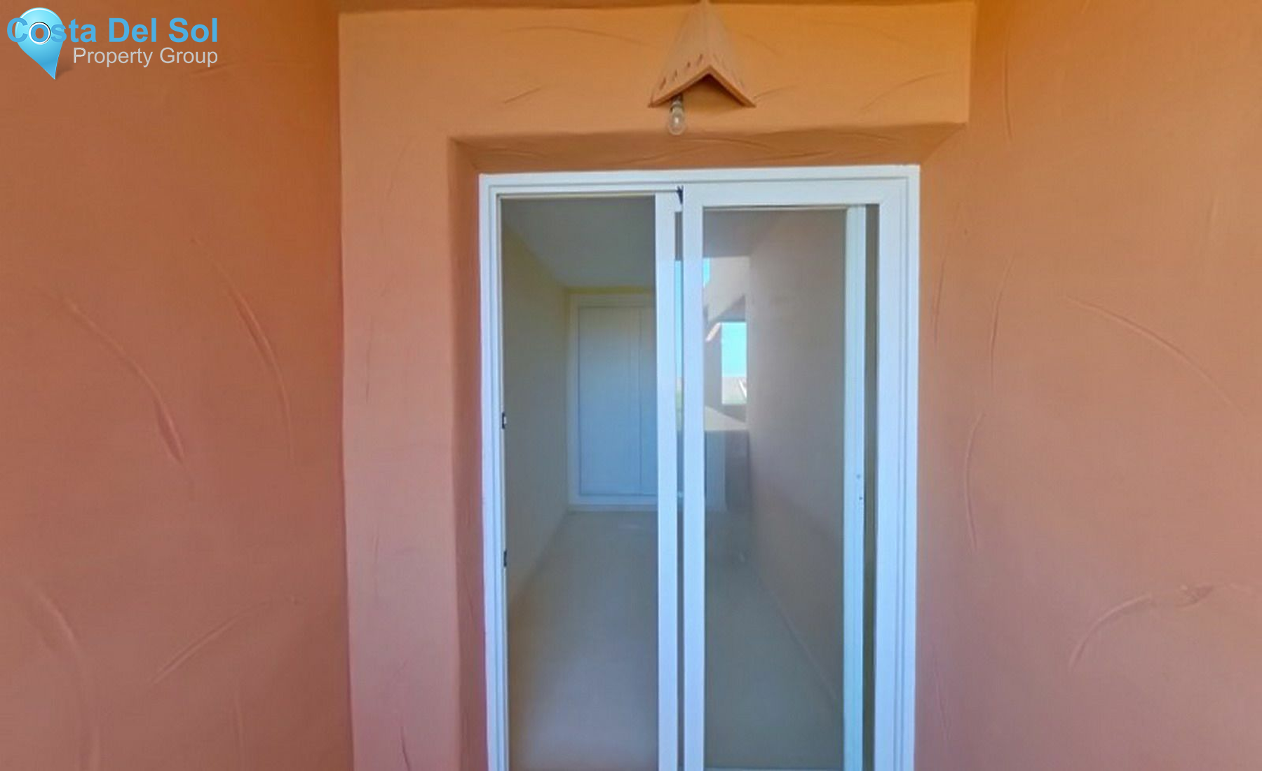 Middle Floor Apartment in Elviria-1208190