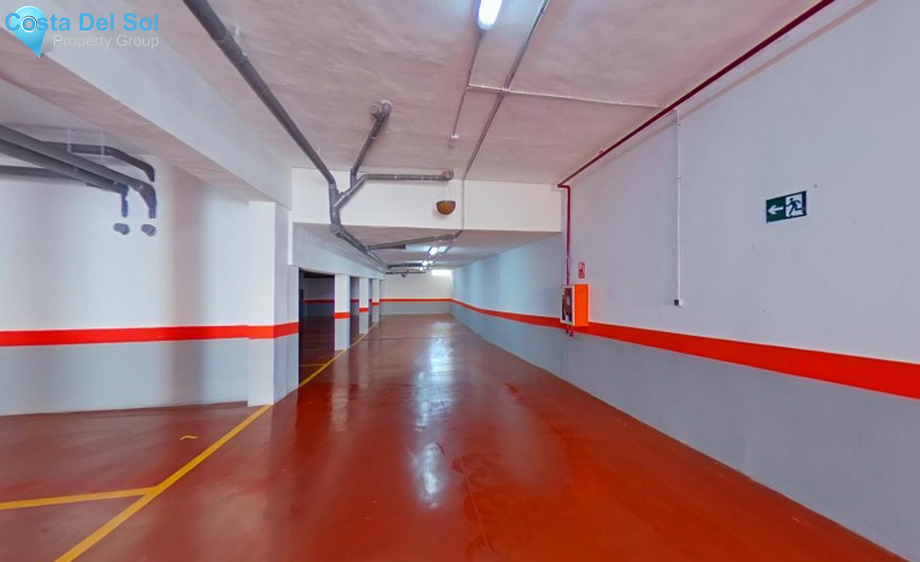 Middle Floor Apartment in Elviria-1208196