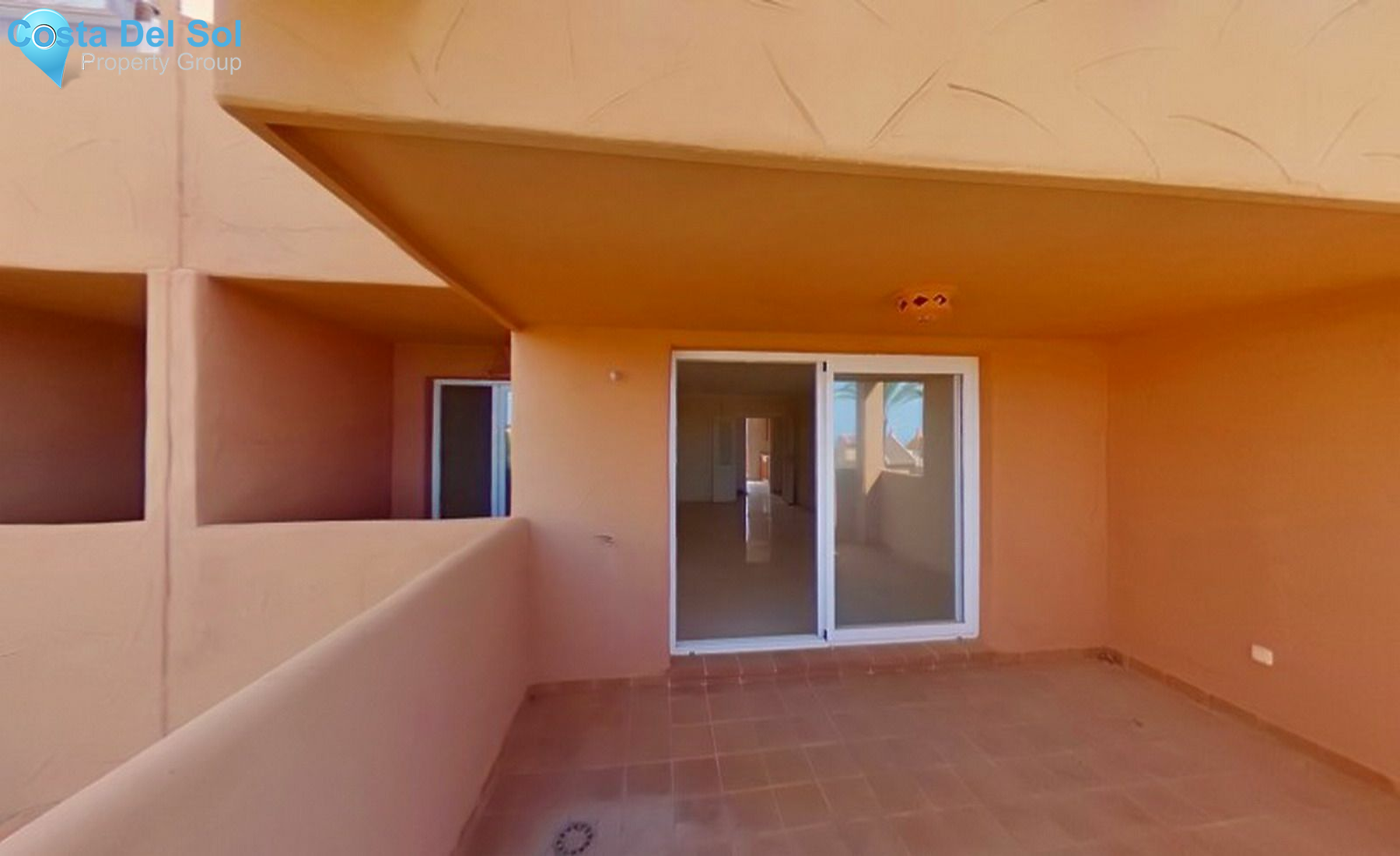 Middle Floor Apartment in Elviria-1208182