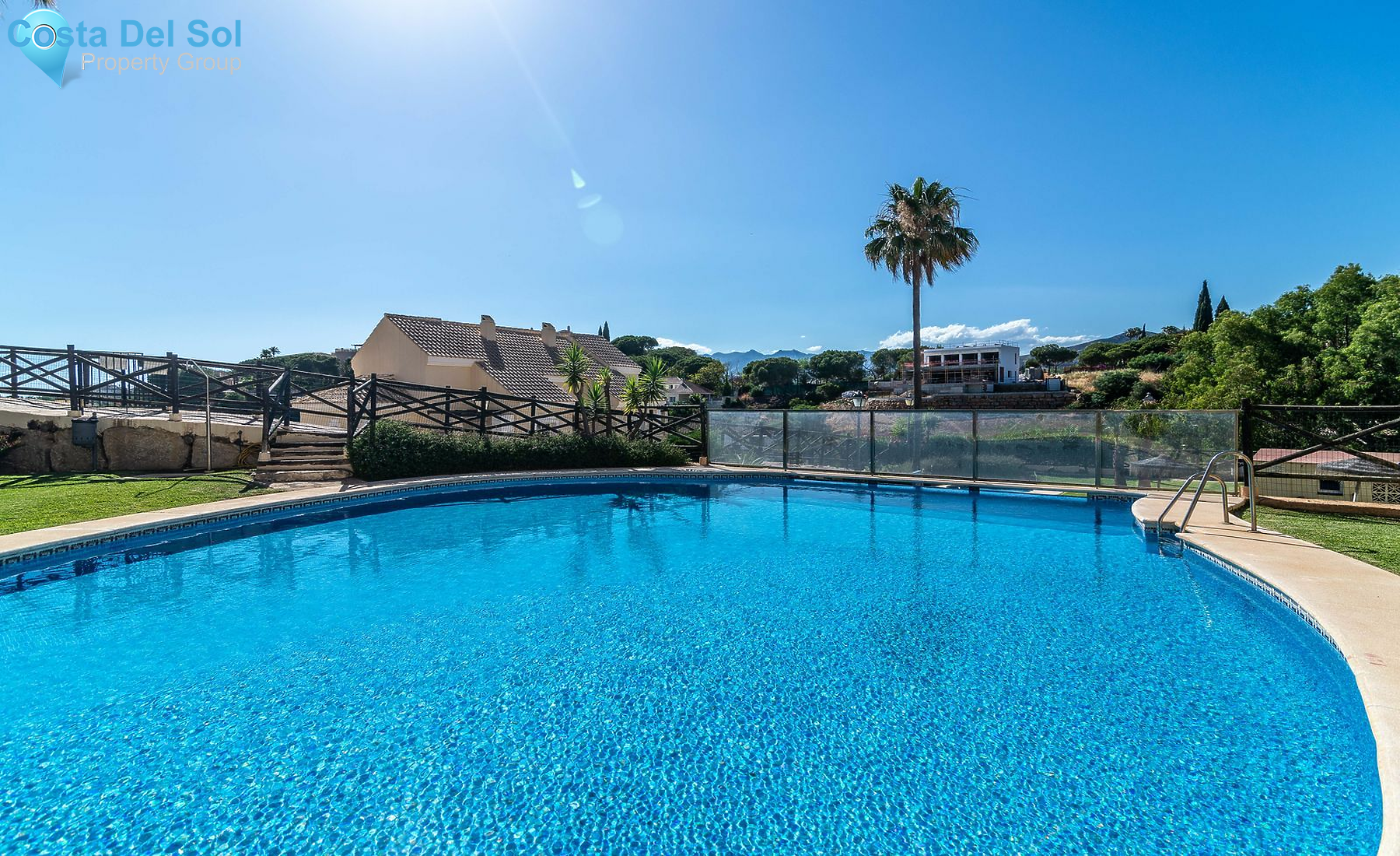 Middle Floor Apartment in Elviria-1387328