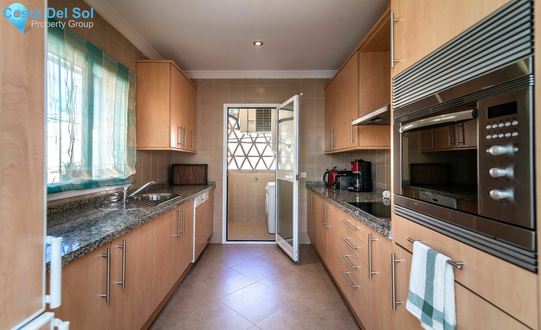 Middle Floor Apartment in Elviria-1387338