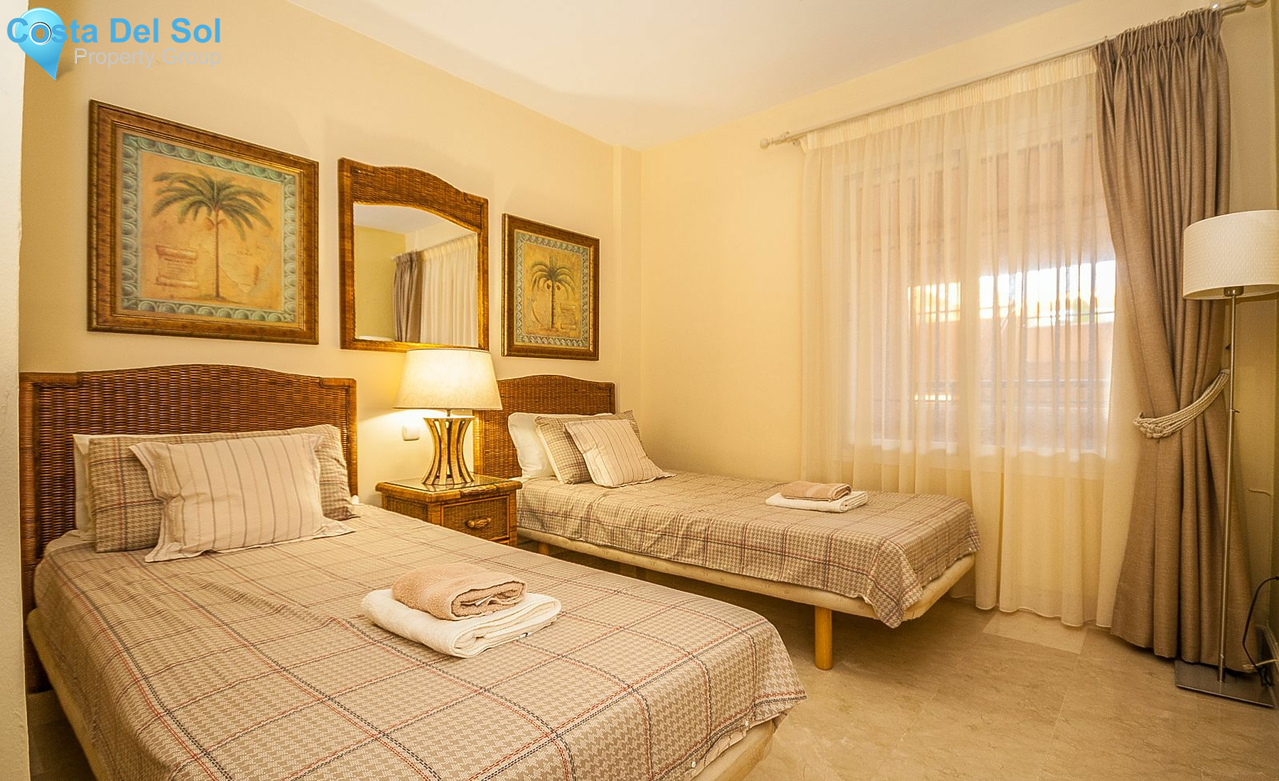 Middle Floor Apartment in Elviria-1388213