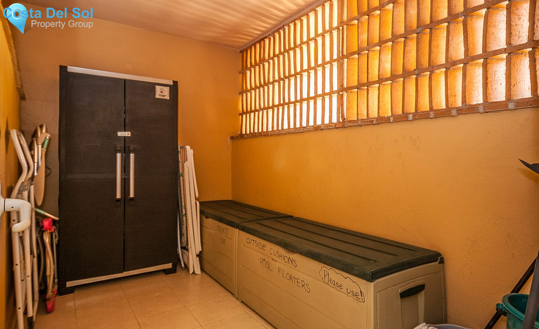 Middle Floor Apartment in Elviria-1388217