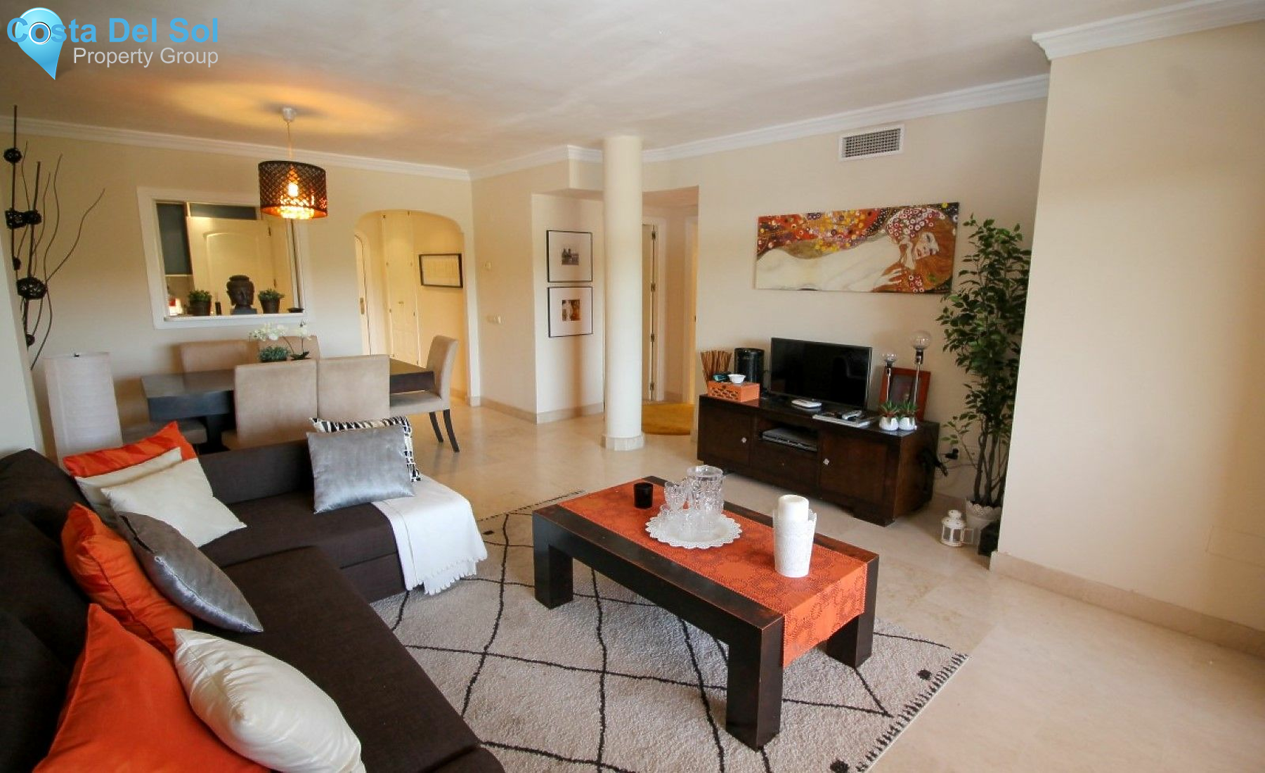 Middle Floor Apartment in Elviria-1448800