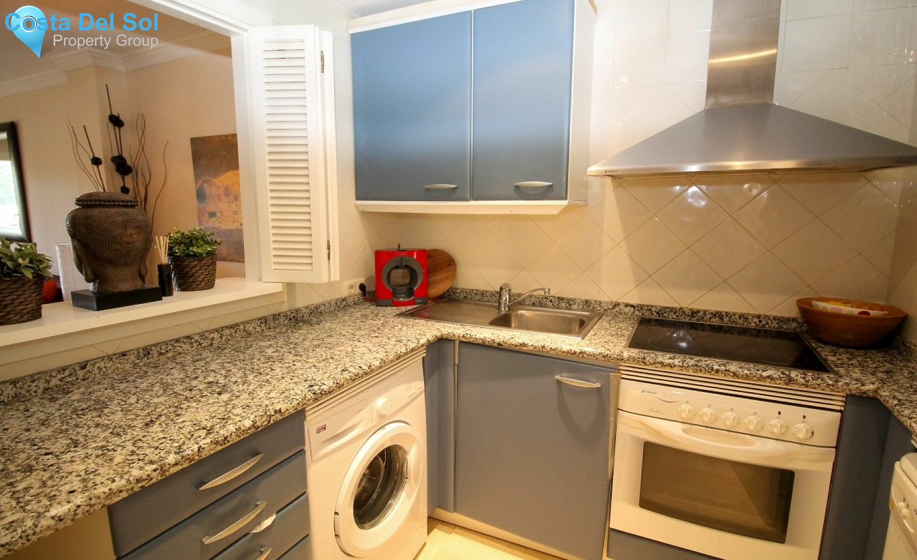 Middle Floor Apartment in Elviria-1448802