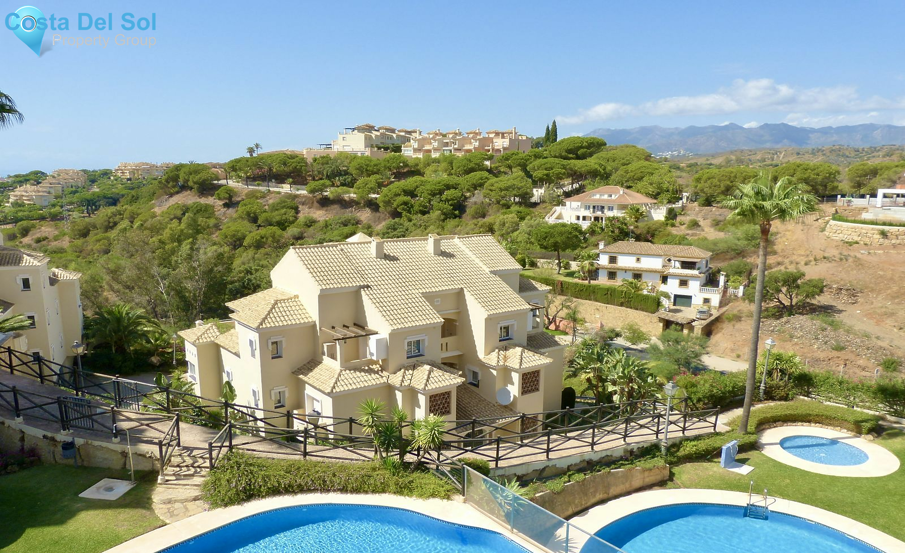 Middle Floor Apartment in Elviria