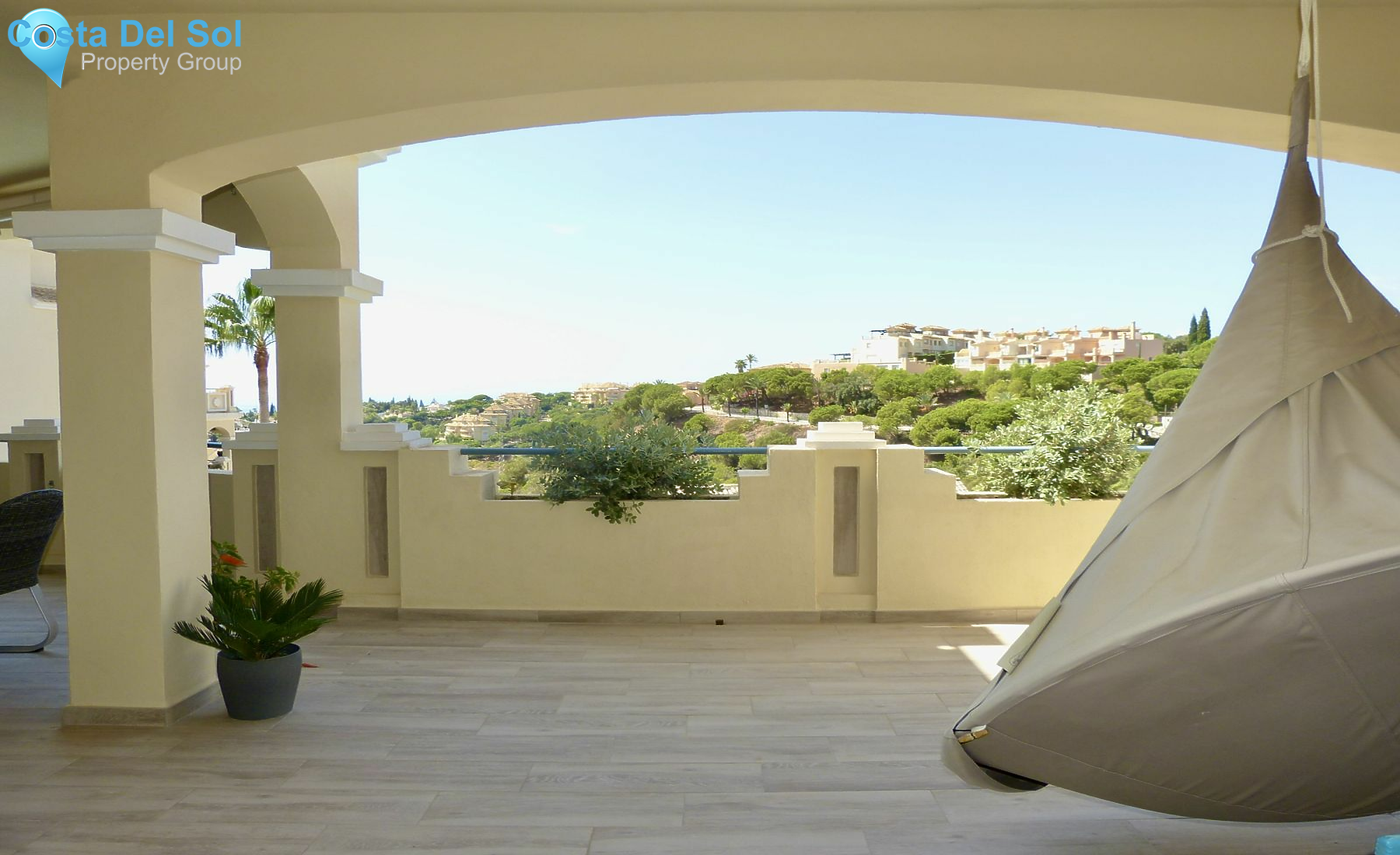 Middle Floor Apartment in Elviria-1516196