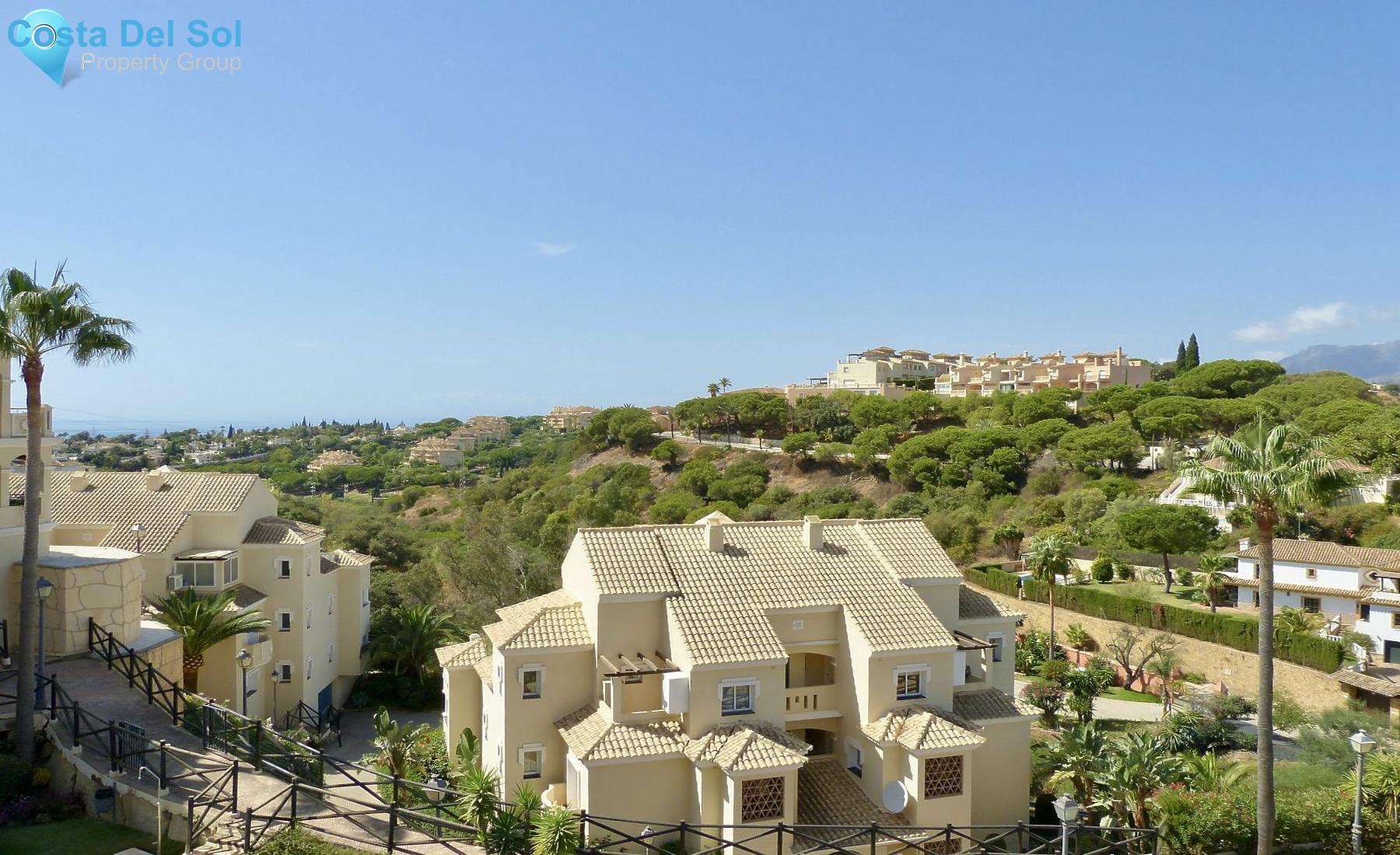 Middle Floor Apartment in Elviria-1516199