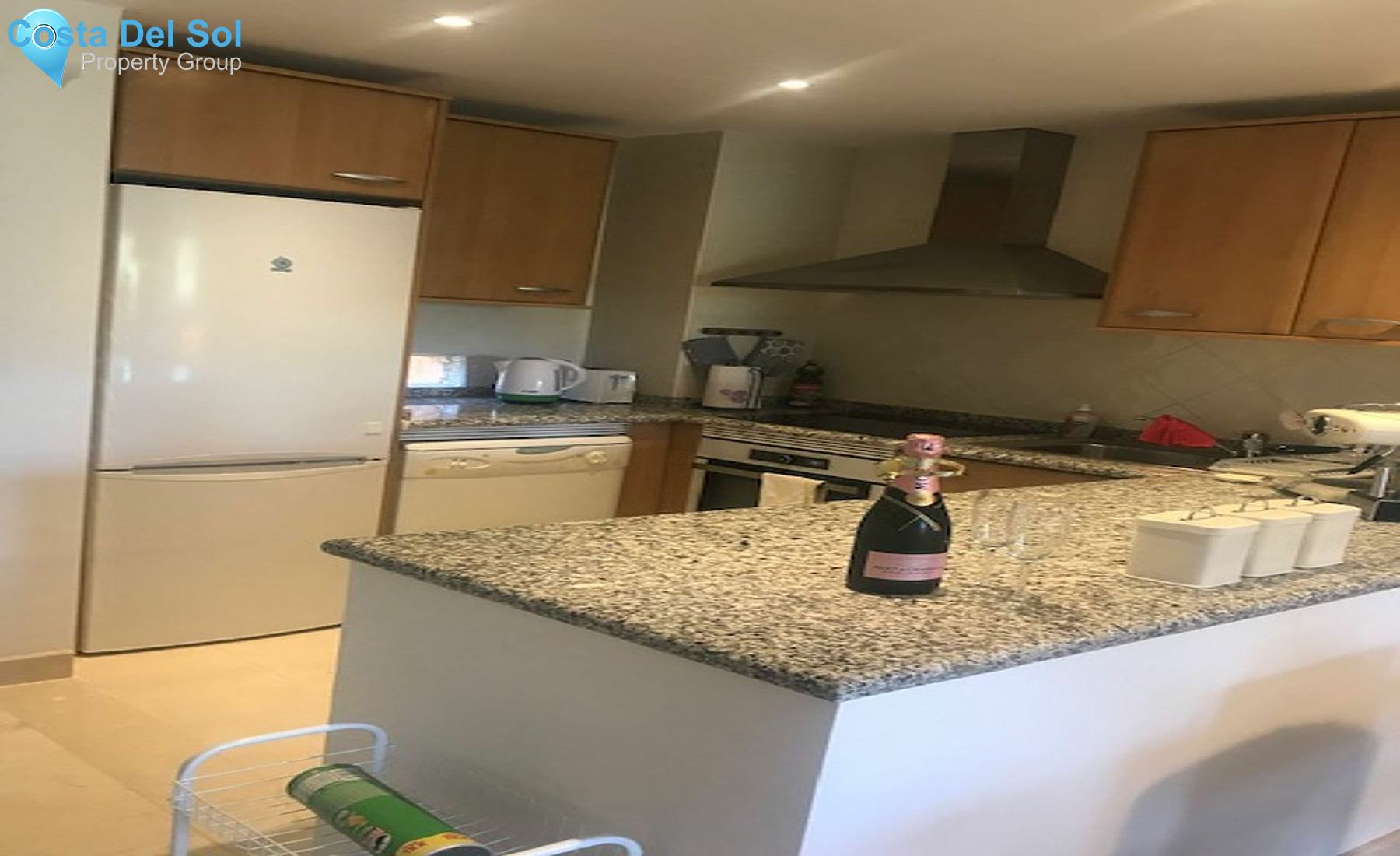 Middle Floor Apartment in Elviria-1519902