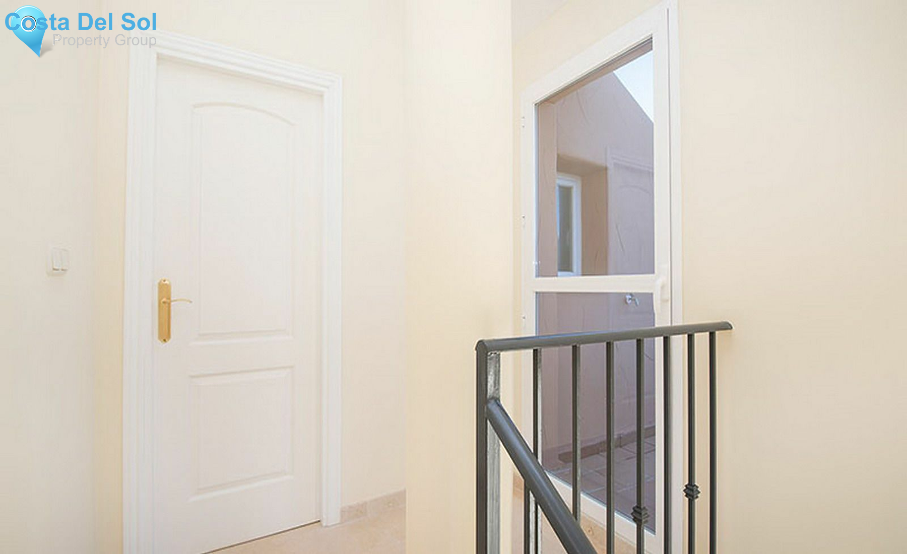 Middle Floor Apartment in Elviria-1533690