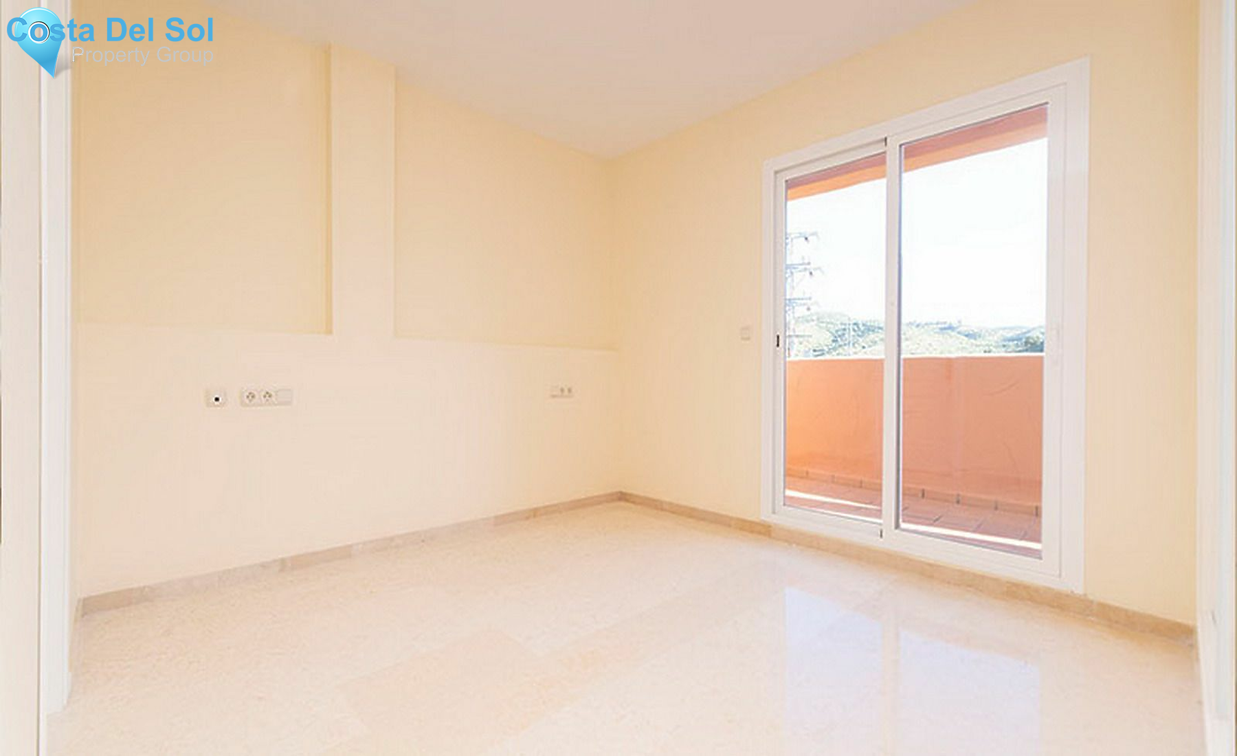 Middle Floor Apartment in Elviria-1533691