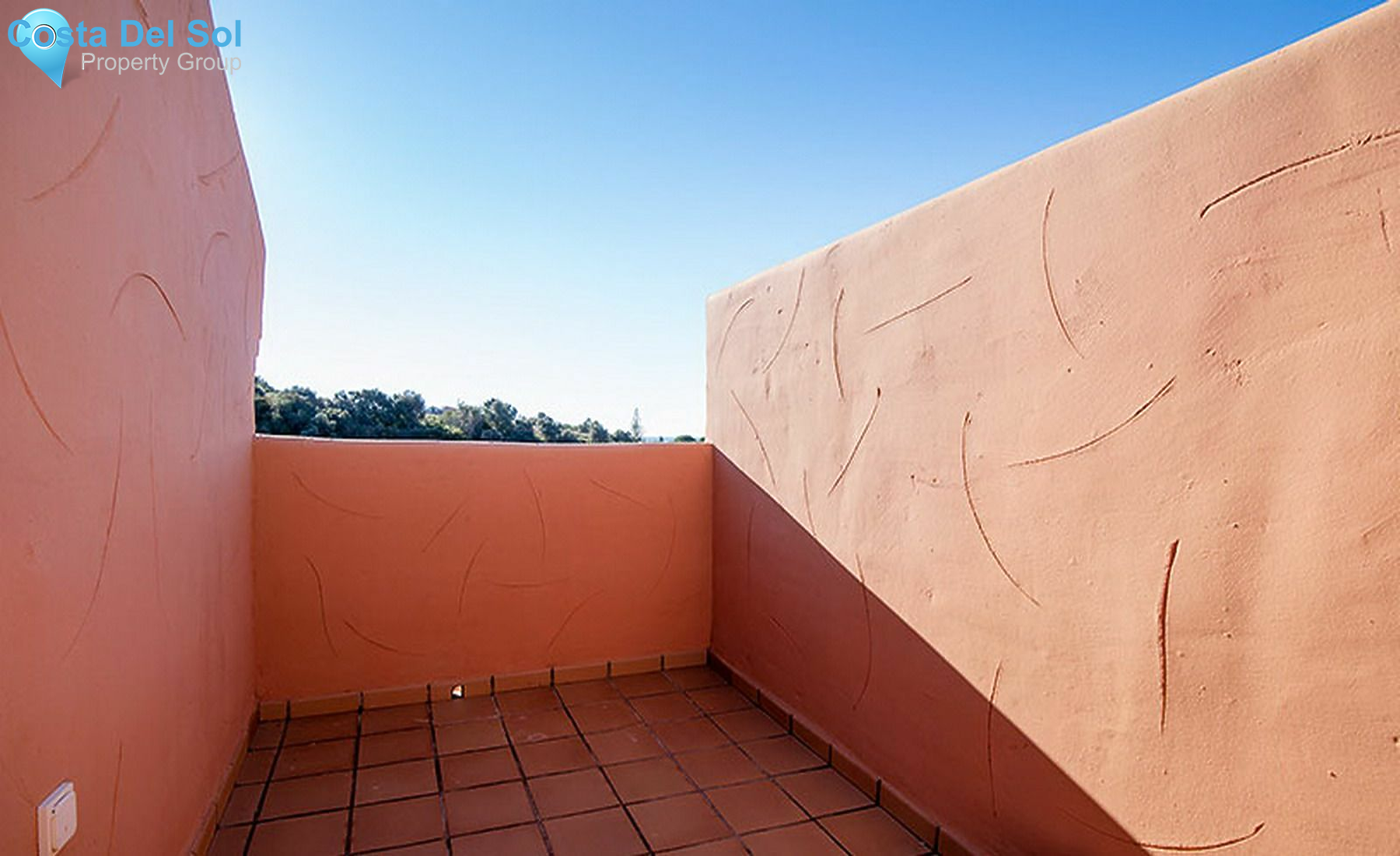 Middle Floor Apartment in Elviria-1533693