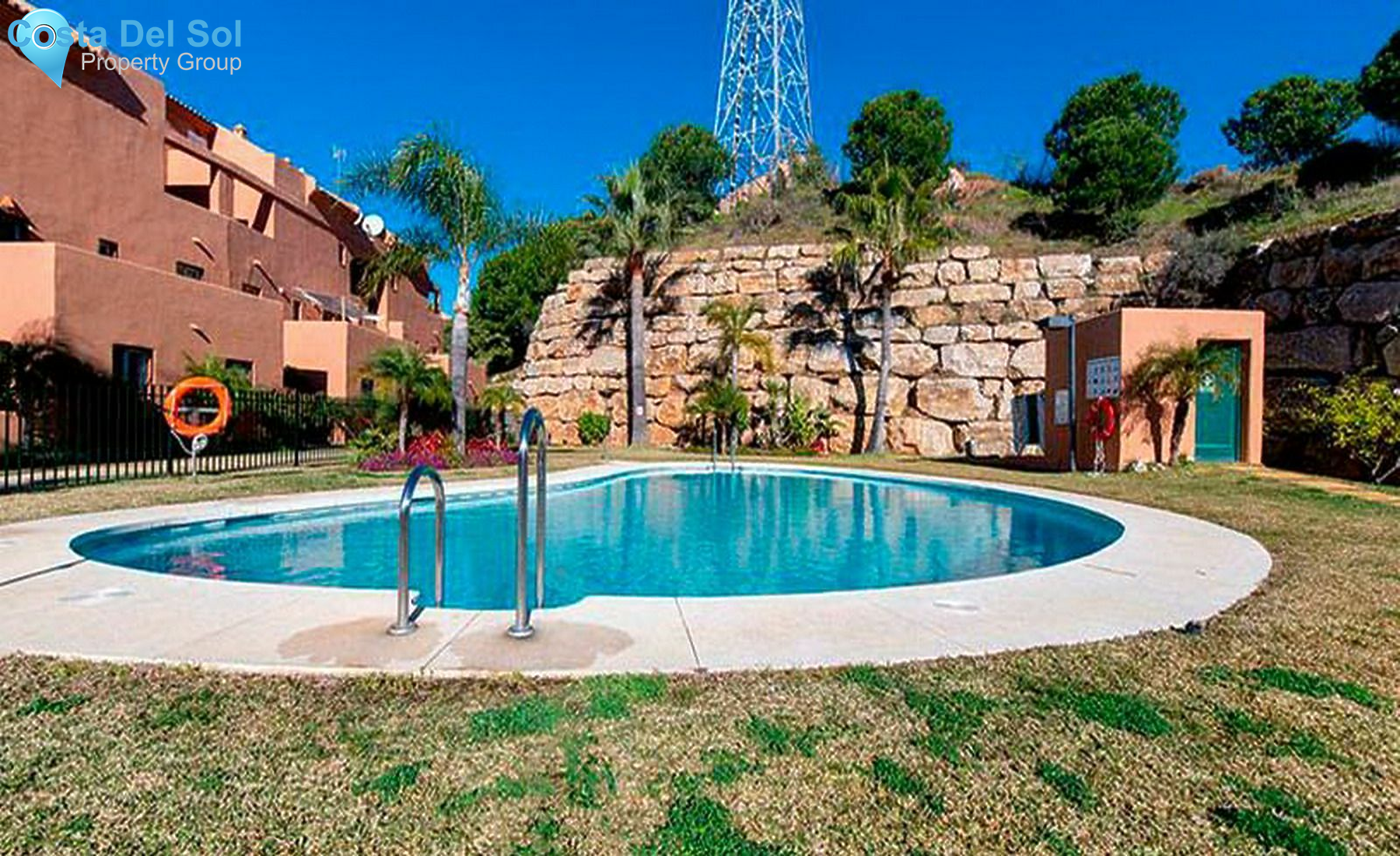 Middle Floor Apartment in Elviria-1533676