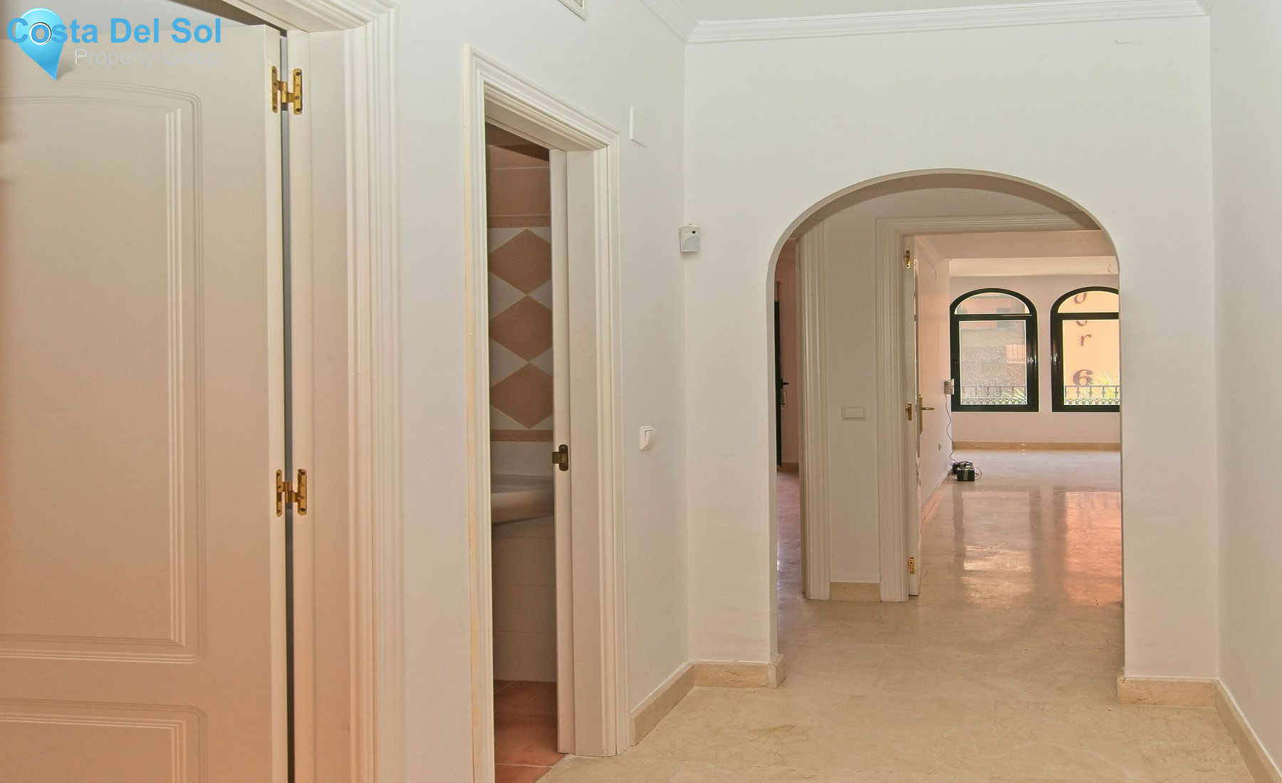 Middle Floor Apartment in Elviria-1534964