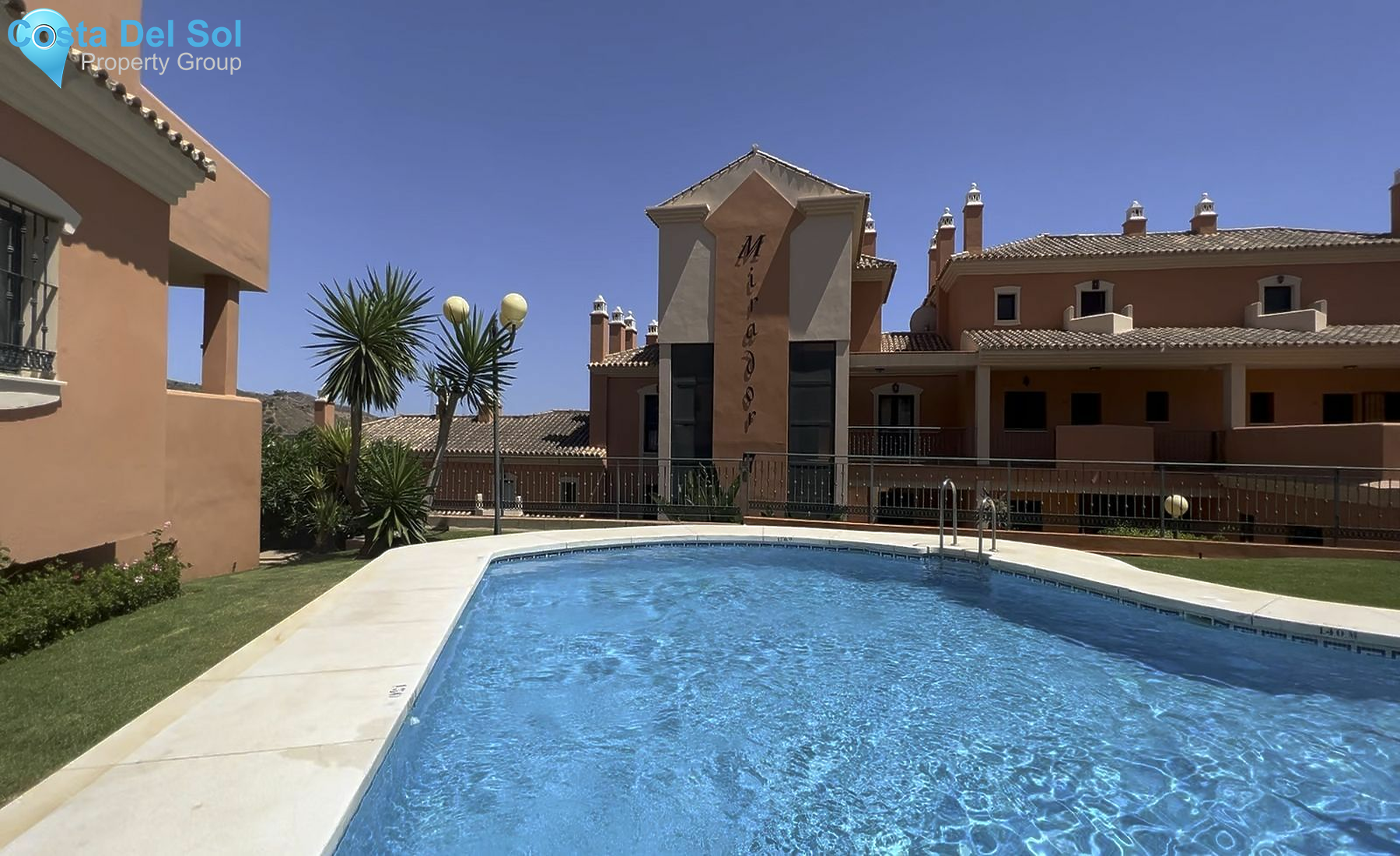 Middle Floor Apartment in Elviria-1534956