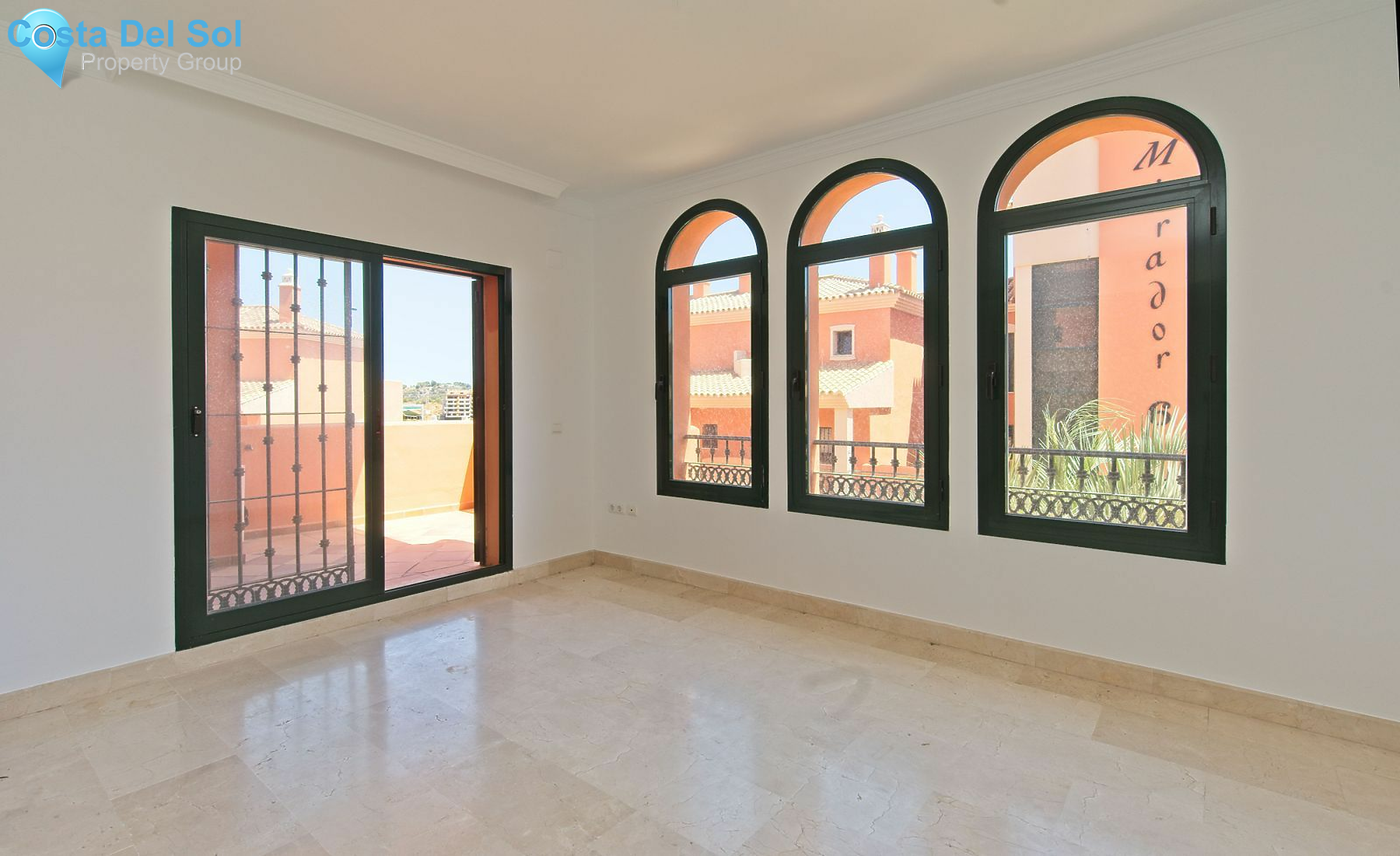 Middle Floor Apartment in Elviria-1534959