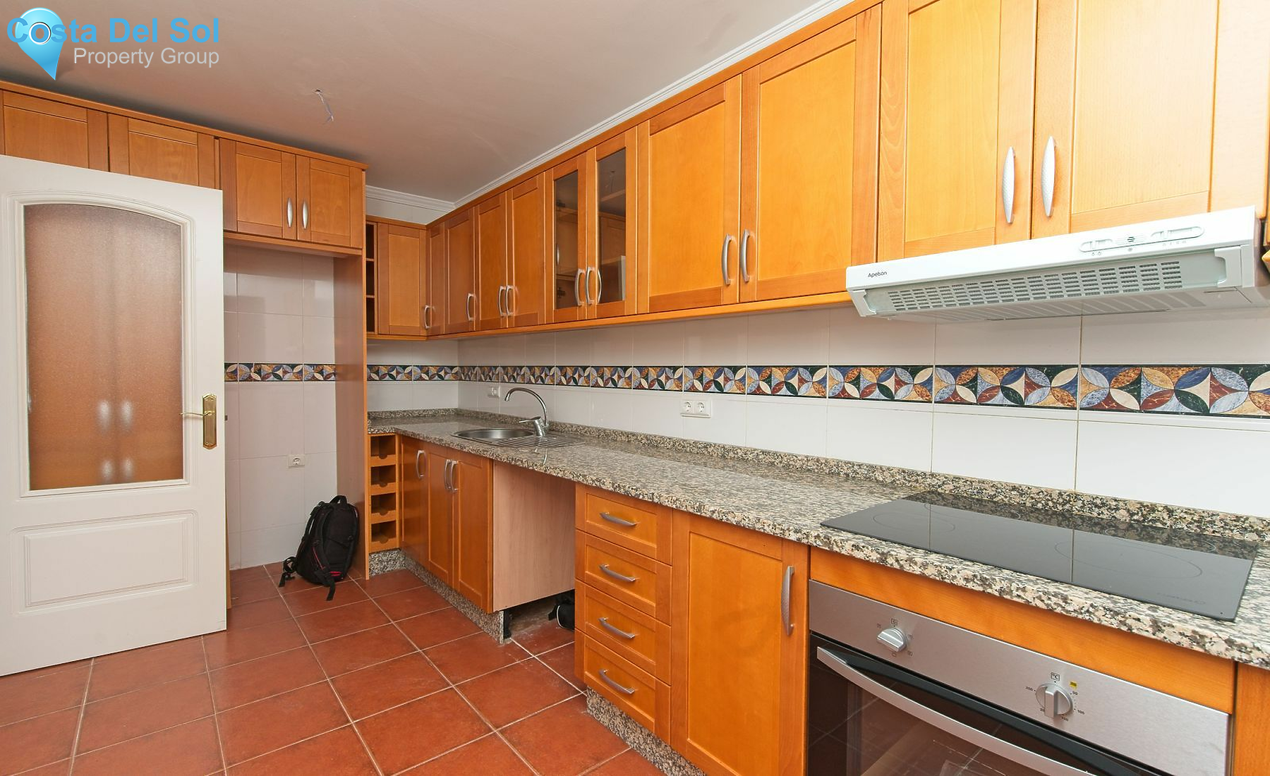 Middle Floor Apartment in Elviria-1534960