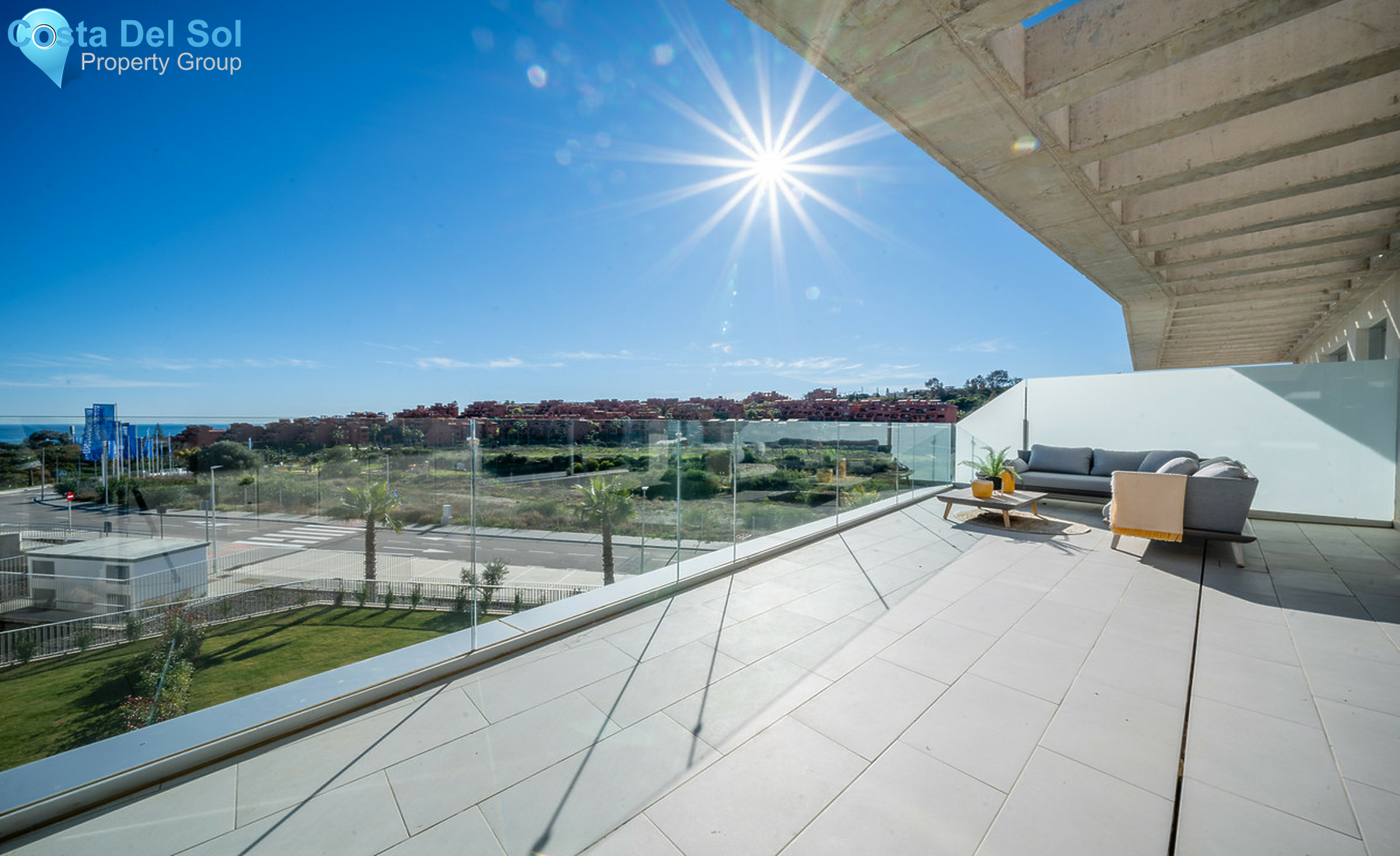 Middle Floor Apartment in Estepona-1237233