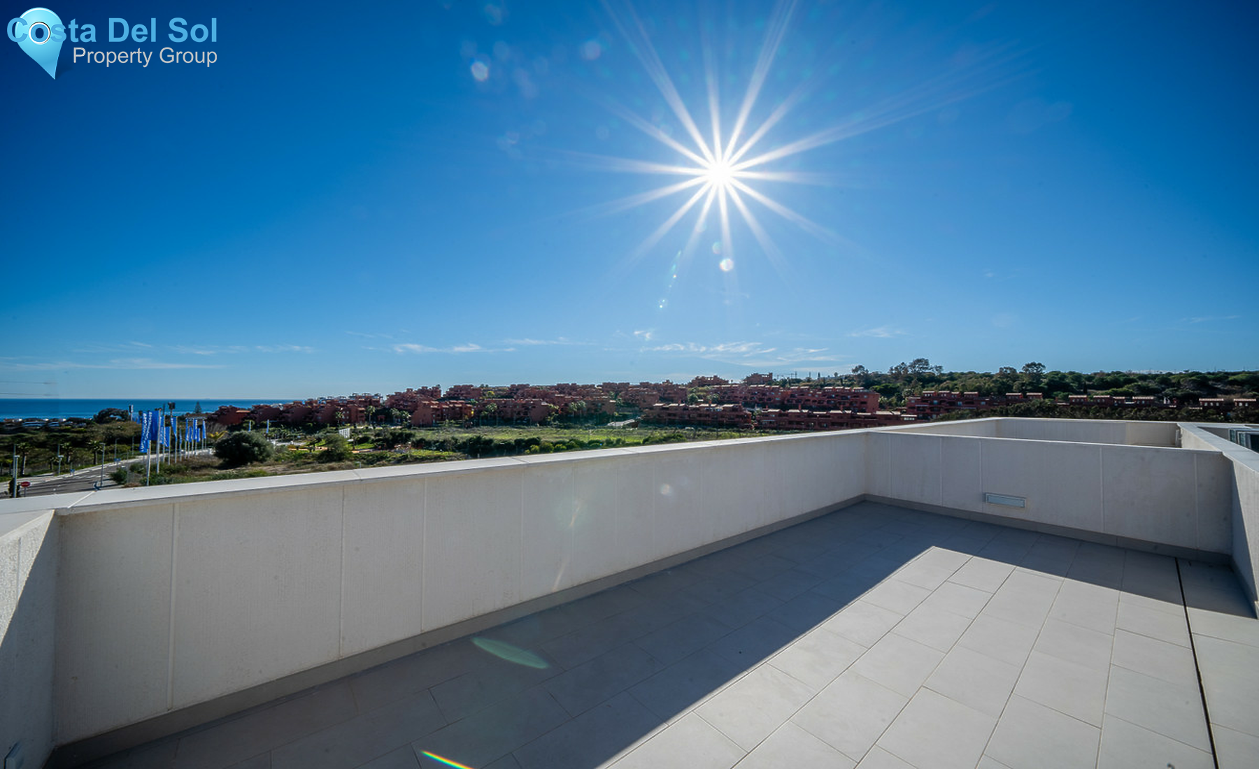 Middle Floor Apartment in Estepona-1237234
