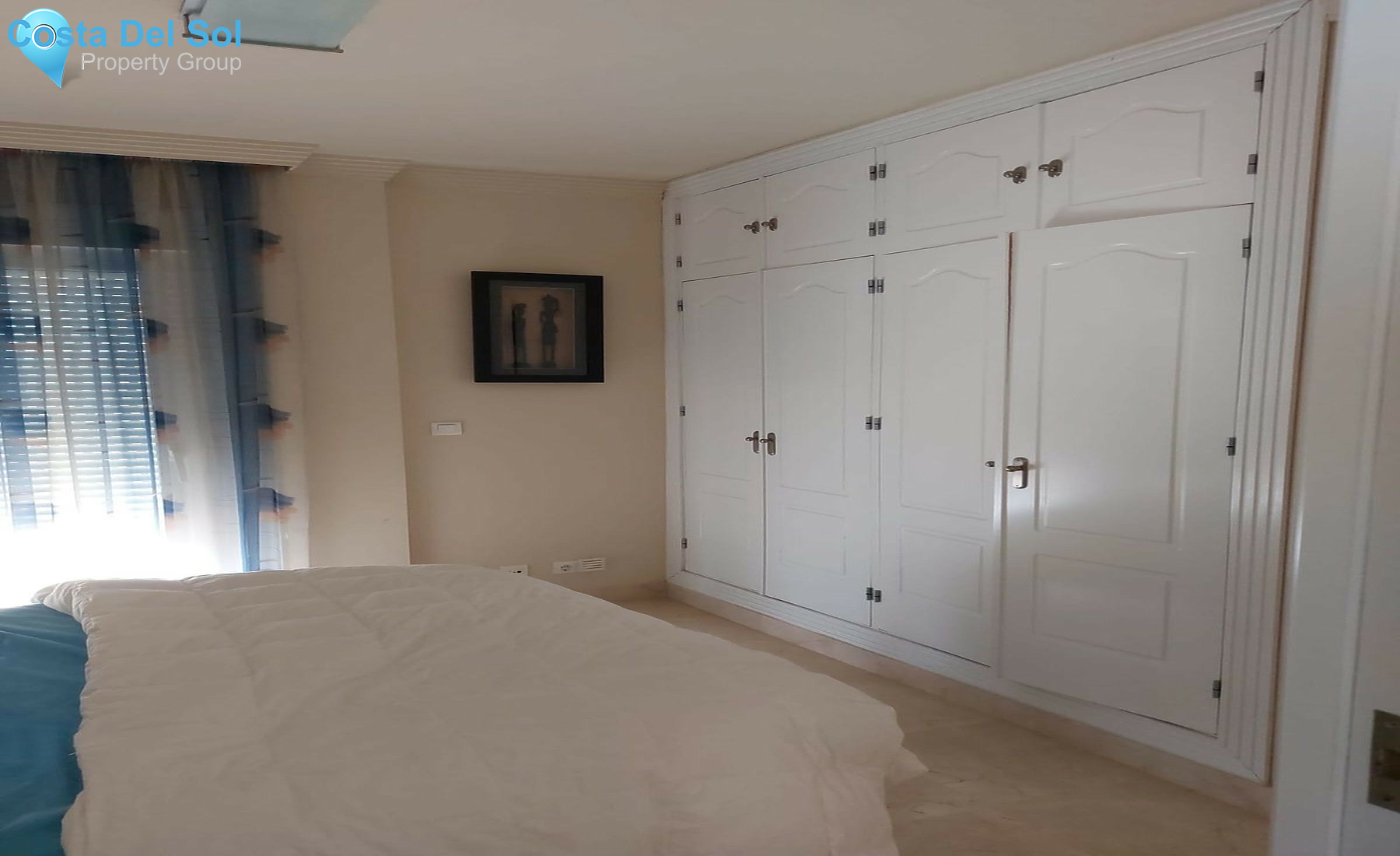 Middle Floor Apartment in Estepona-1250896