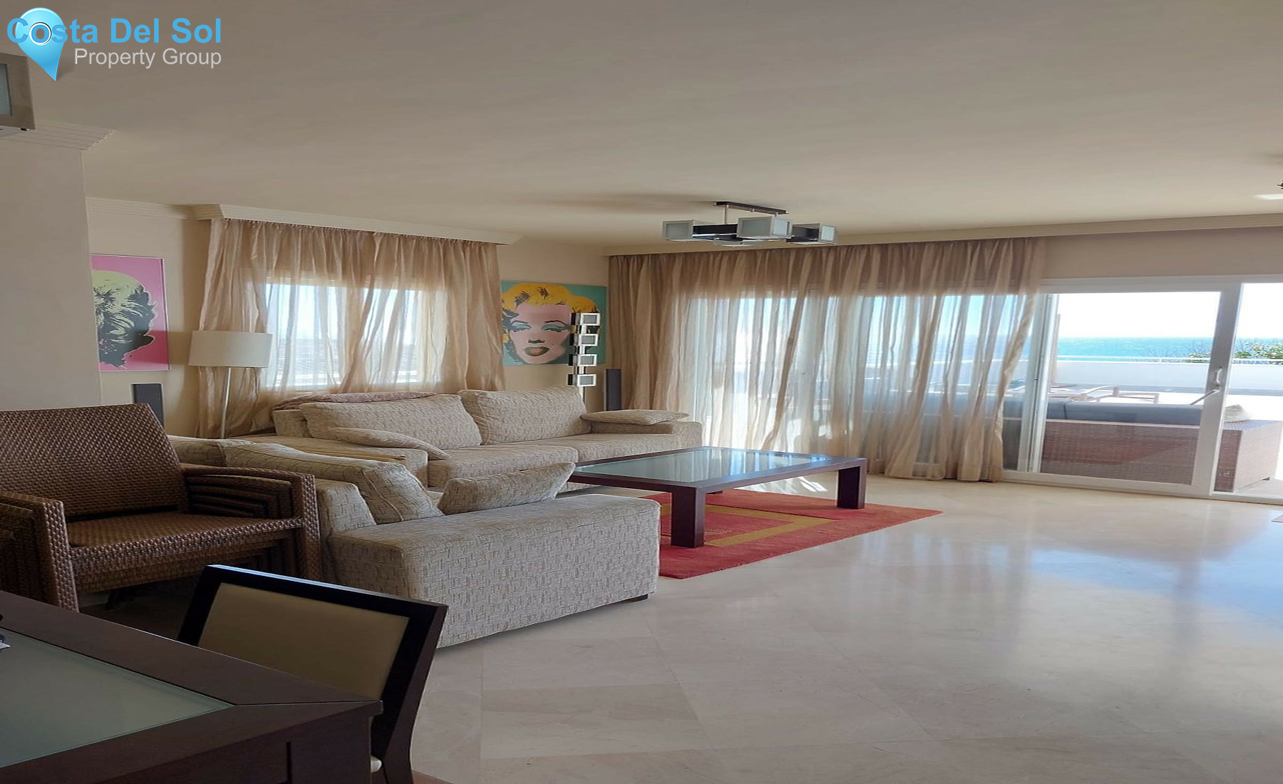 Middle Floor Apartment in Estepona-1250899