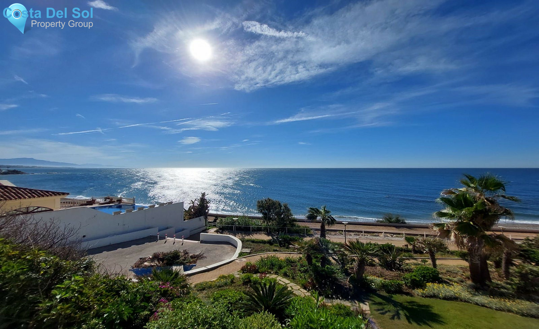 Middle Floor Apartment in Estepona-1250887