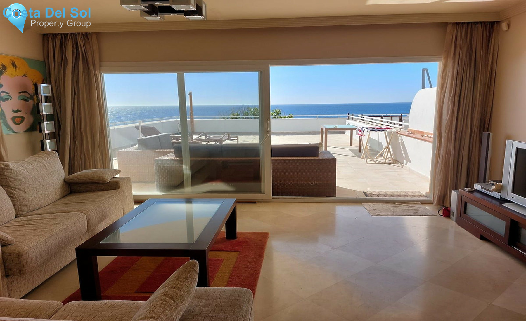 Middle Floor Apartment in Estepona-1250888