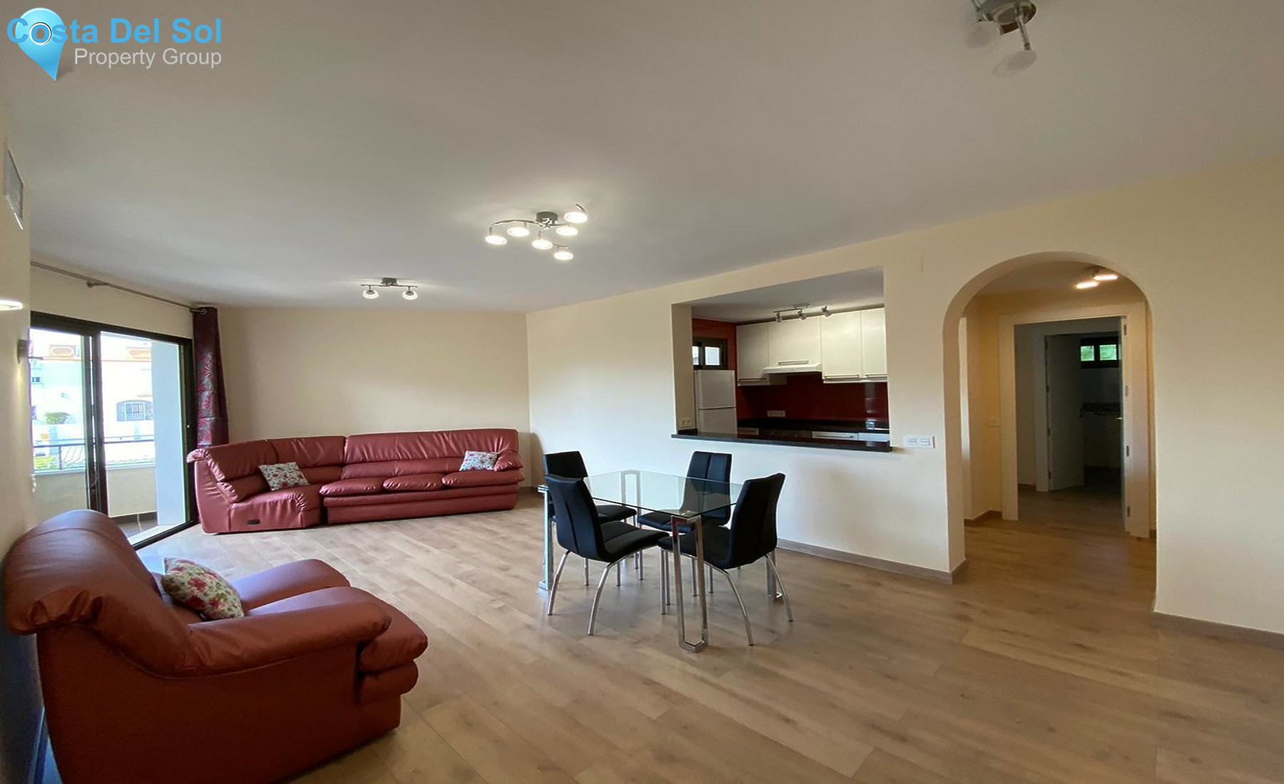Middle Floor Apartment in Estepona-1253820