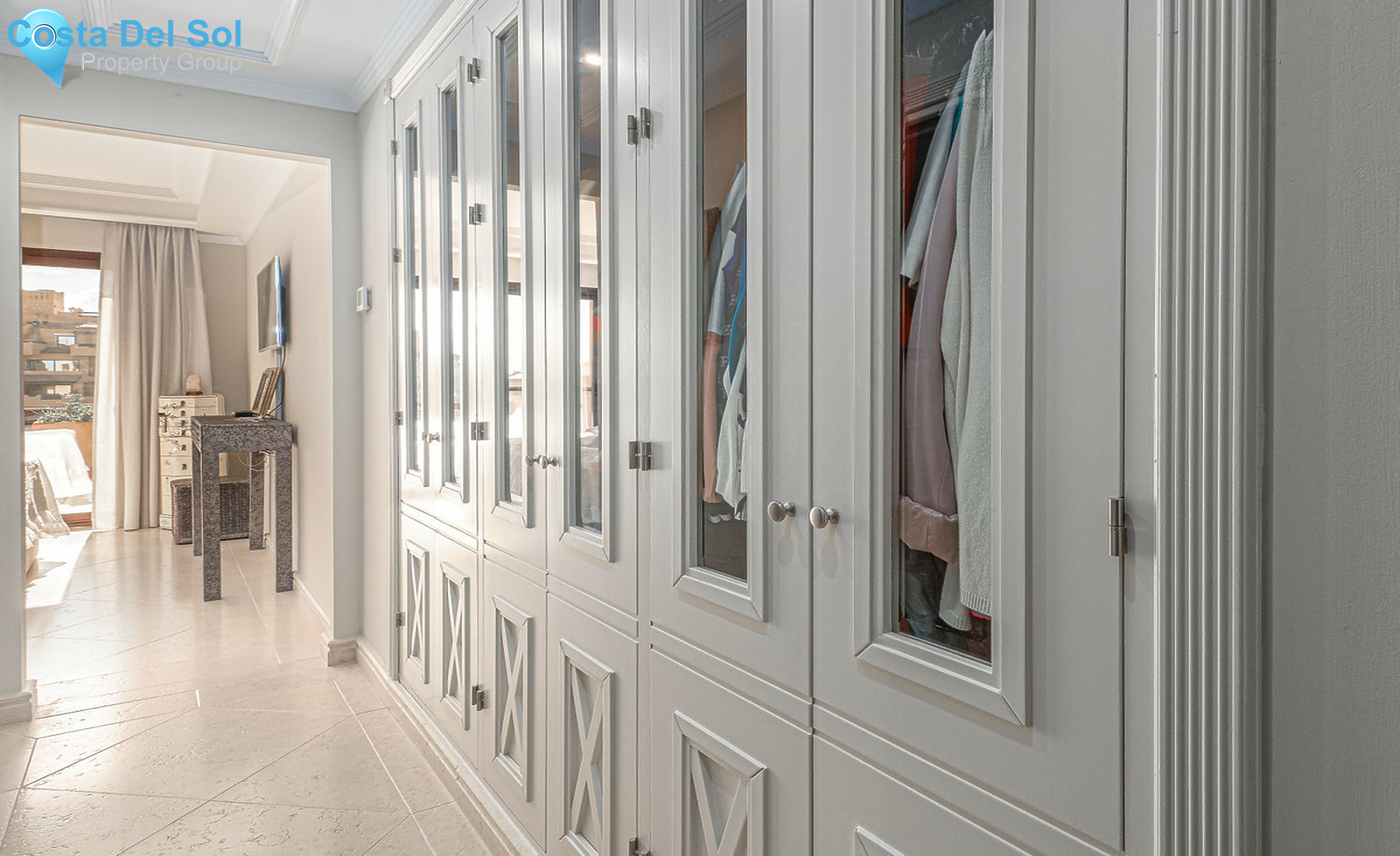 Middle Floor Apartment in Estepona-1255818