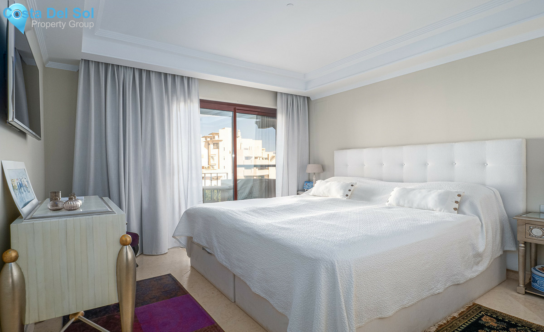 Middle Floor Apartment in Estepona-1255819