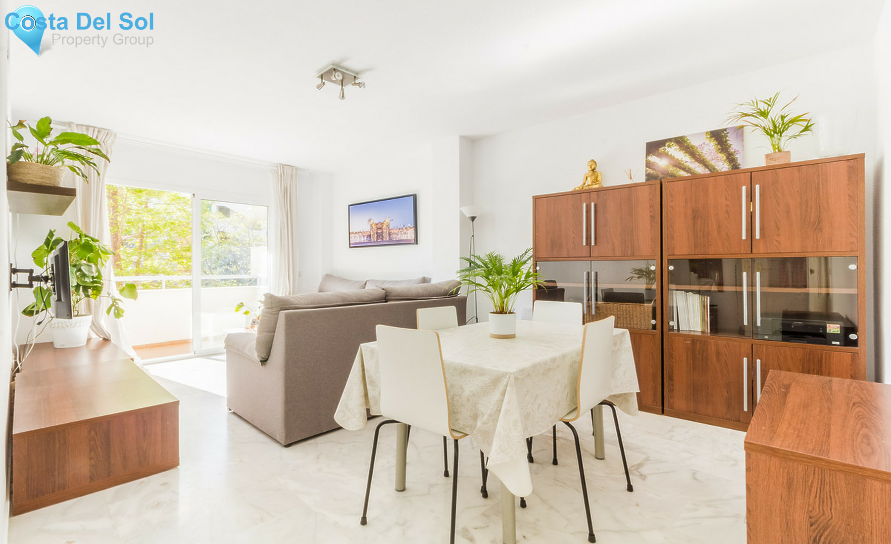 Middle Floor Apartment in Estepona-1256616