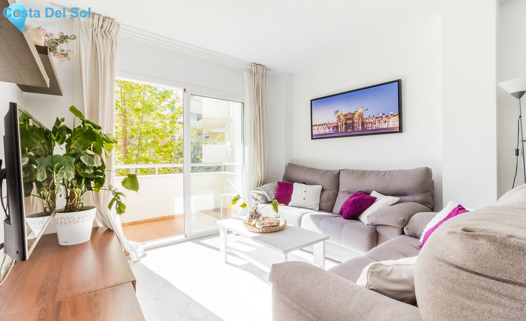 Middle Floor Apartment in Estepona-1256601