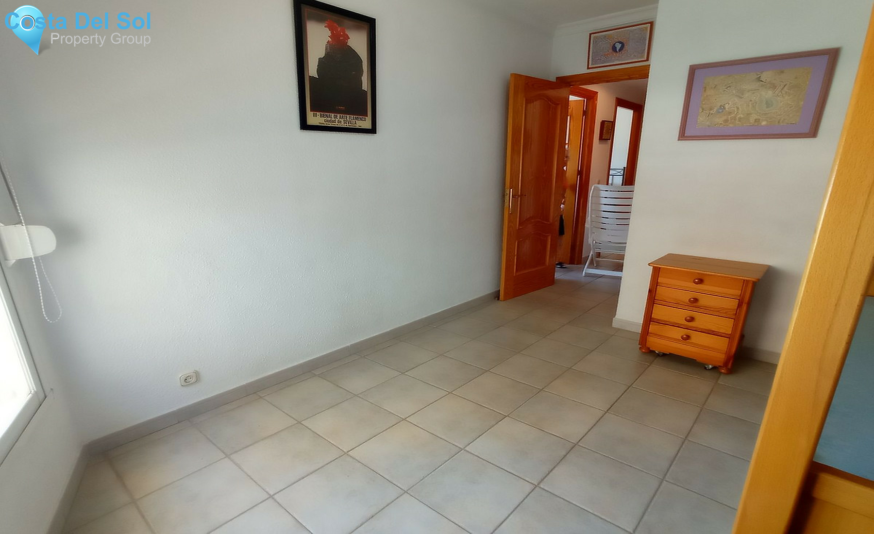 Middle Floor Apartment in Estepona-1265280
